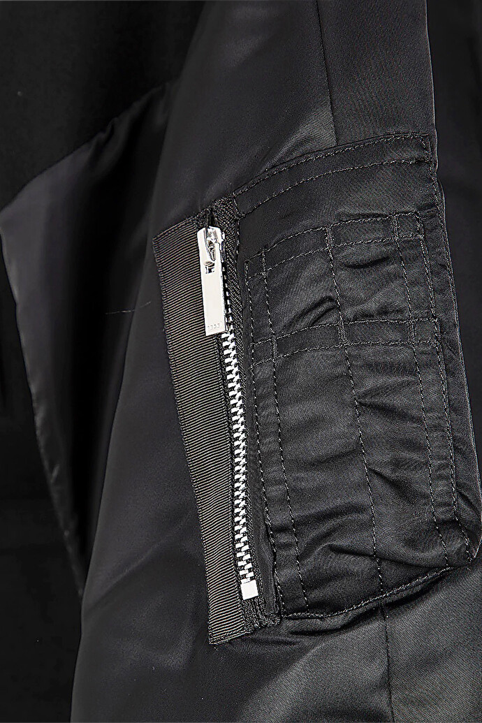 AI24---sacai---24-07503001_4_P.jpg