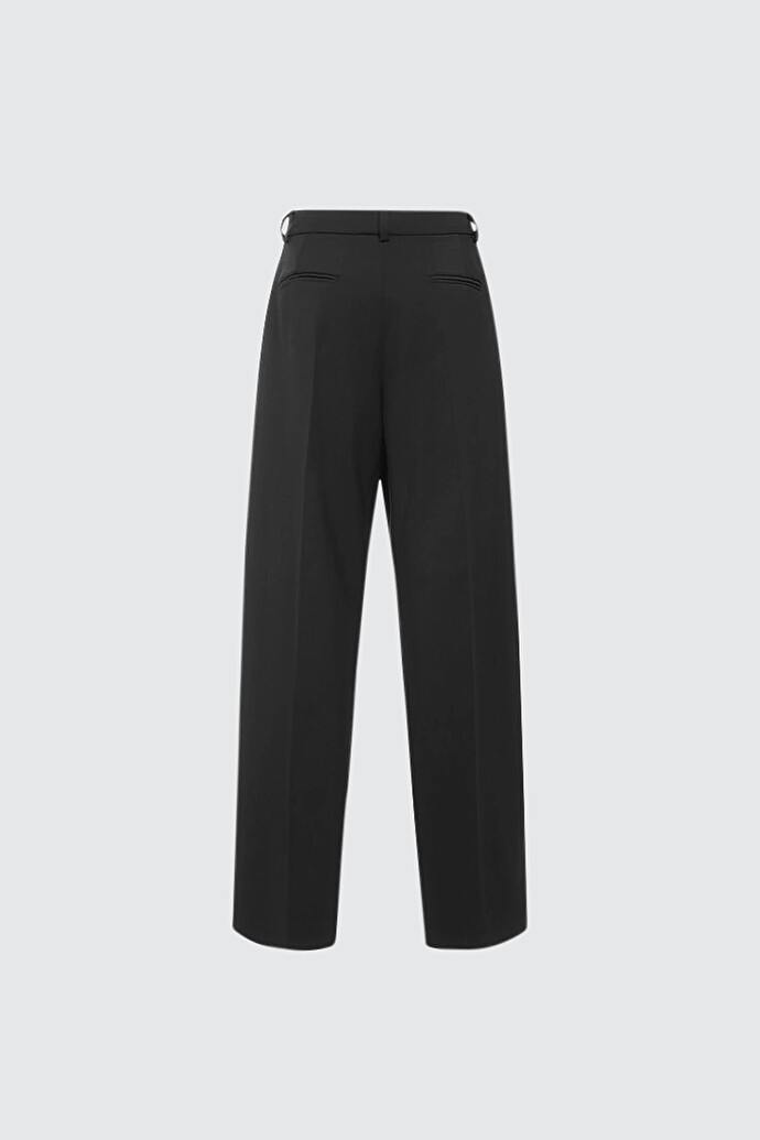 AI24---sportmax---2422136043600008_1_P_1.JPG