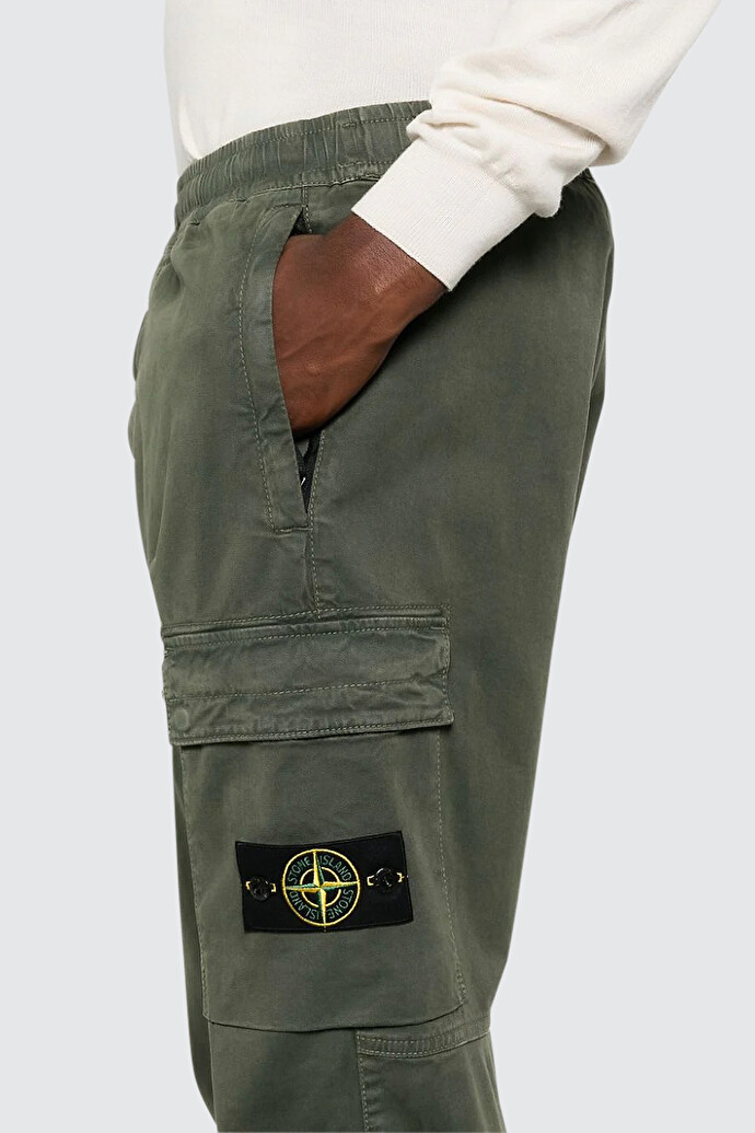 AI24---stone_island---8115313L1V0159_4_P_1.JPG