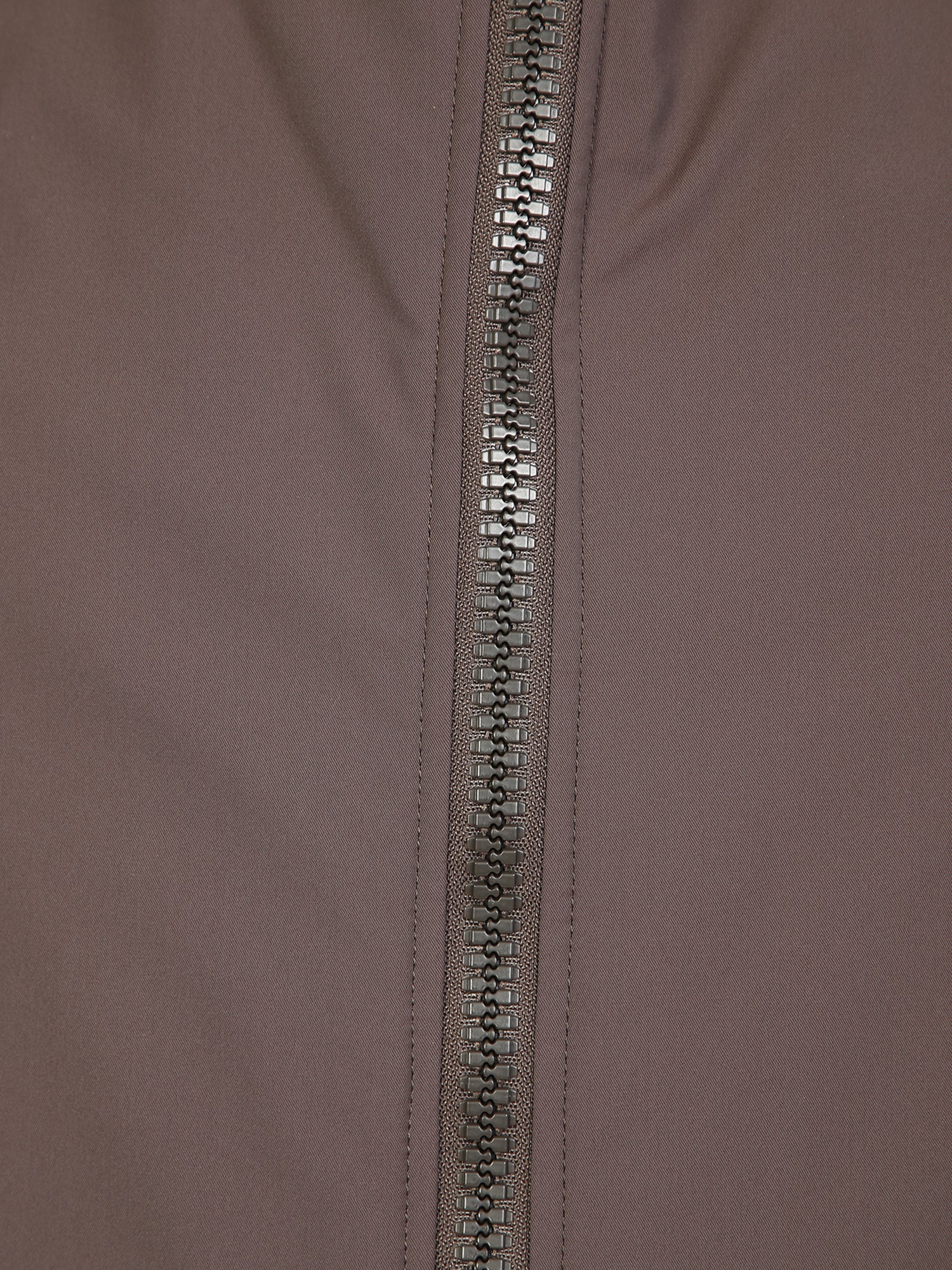 178548-3.jpg