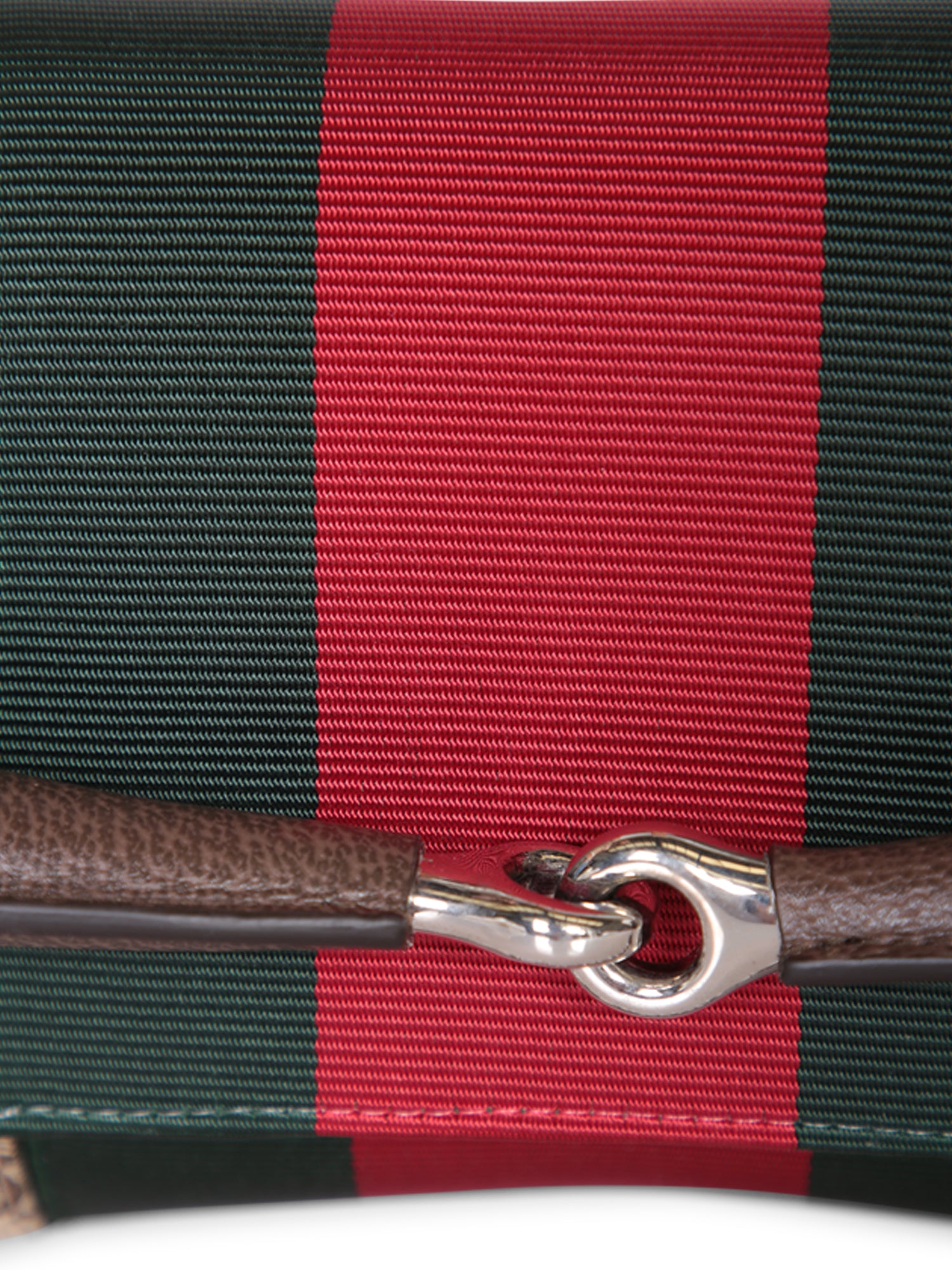 196118-3.jpg