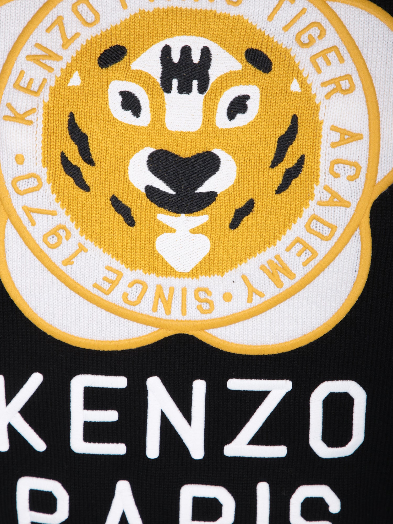 196779-3.jpg