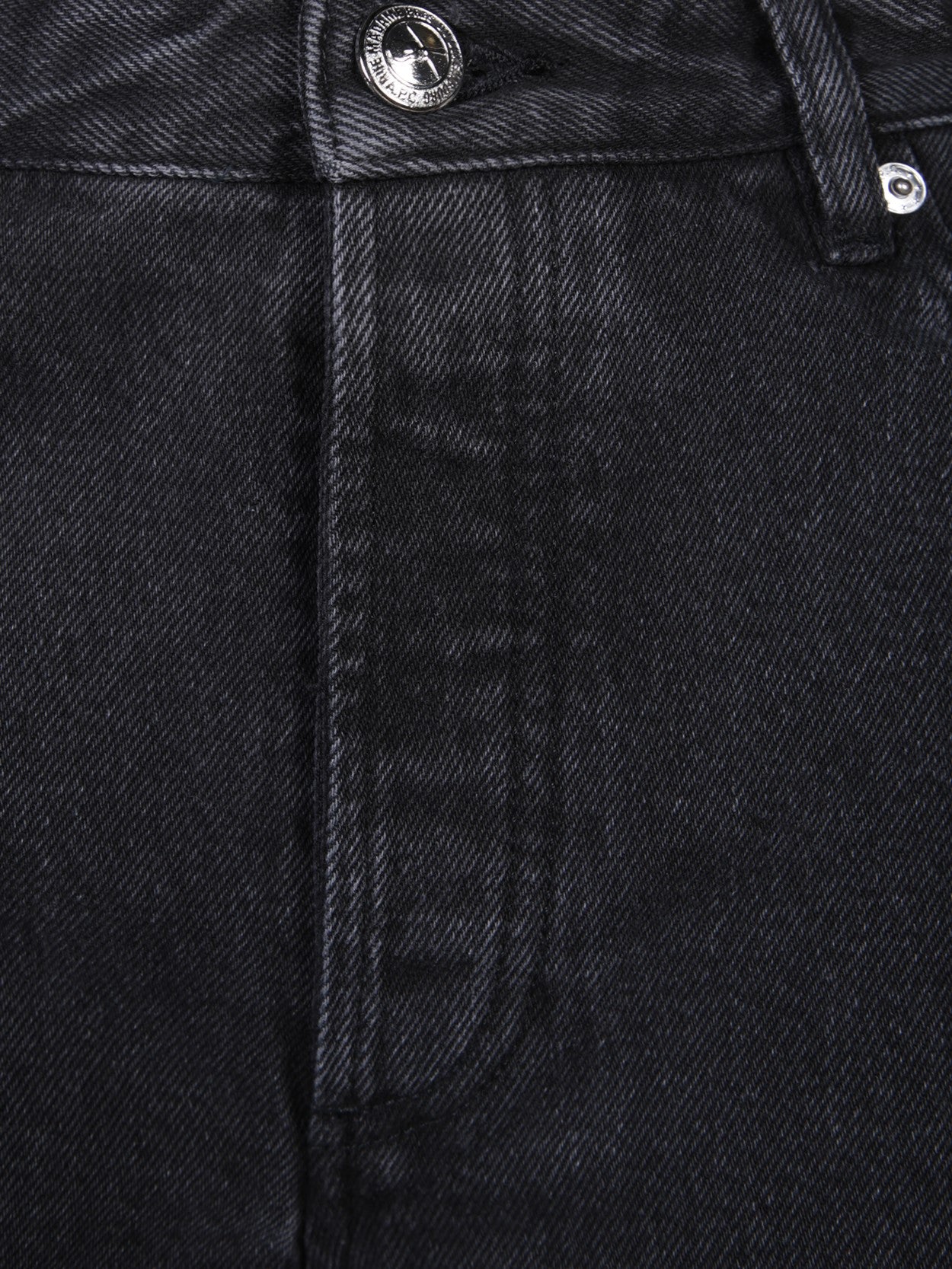 199913-3.jpg