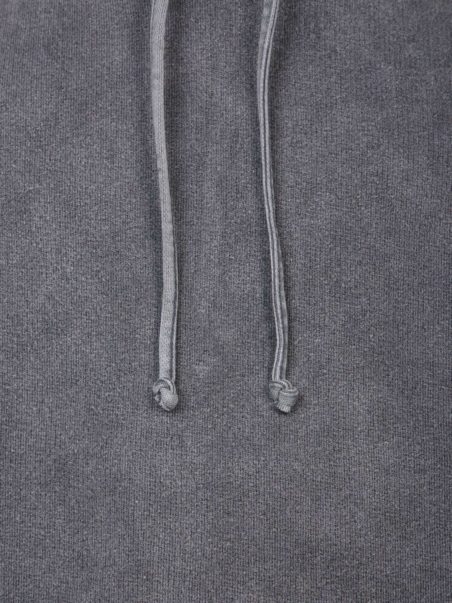 210476-3.jpg