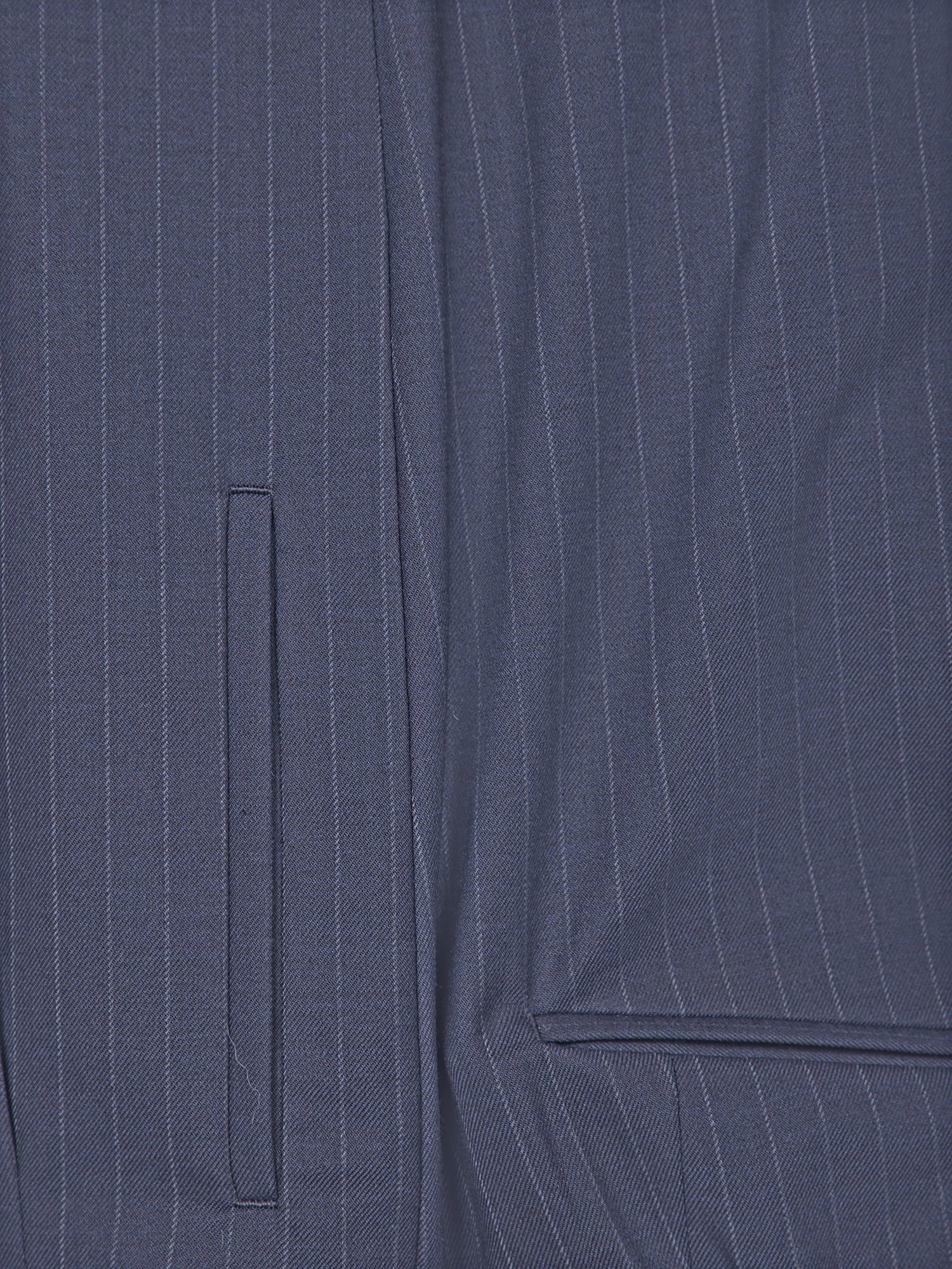 209649-4.jpg