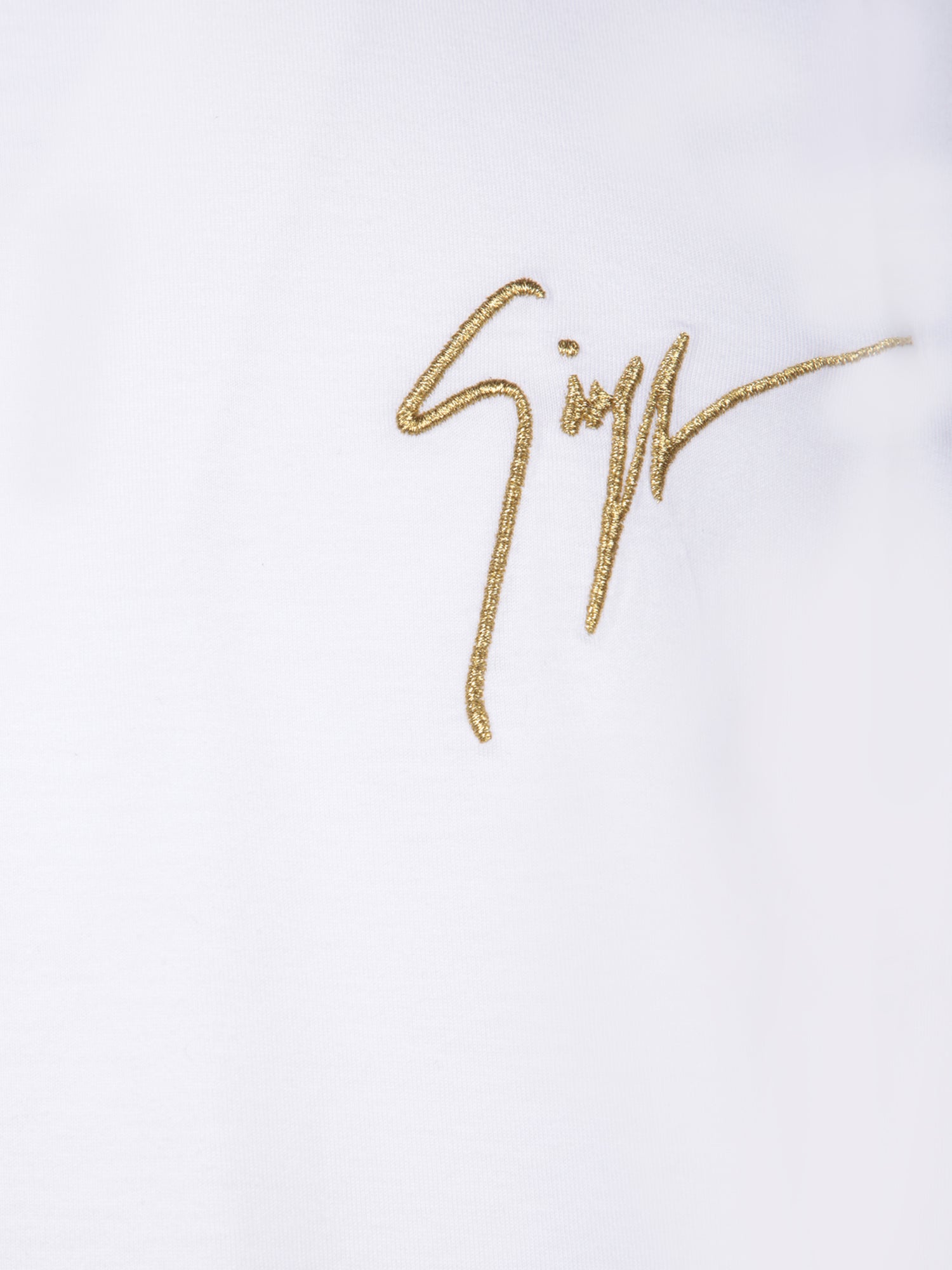 213174-3.jpg