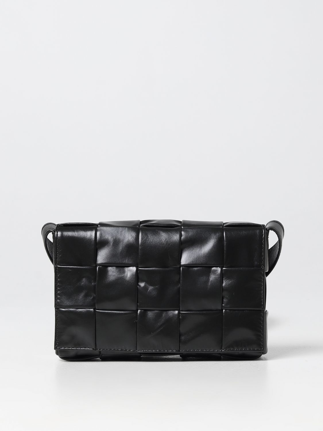 Bottega veneta 카세트 백 in 우븐 레더