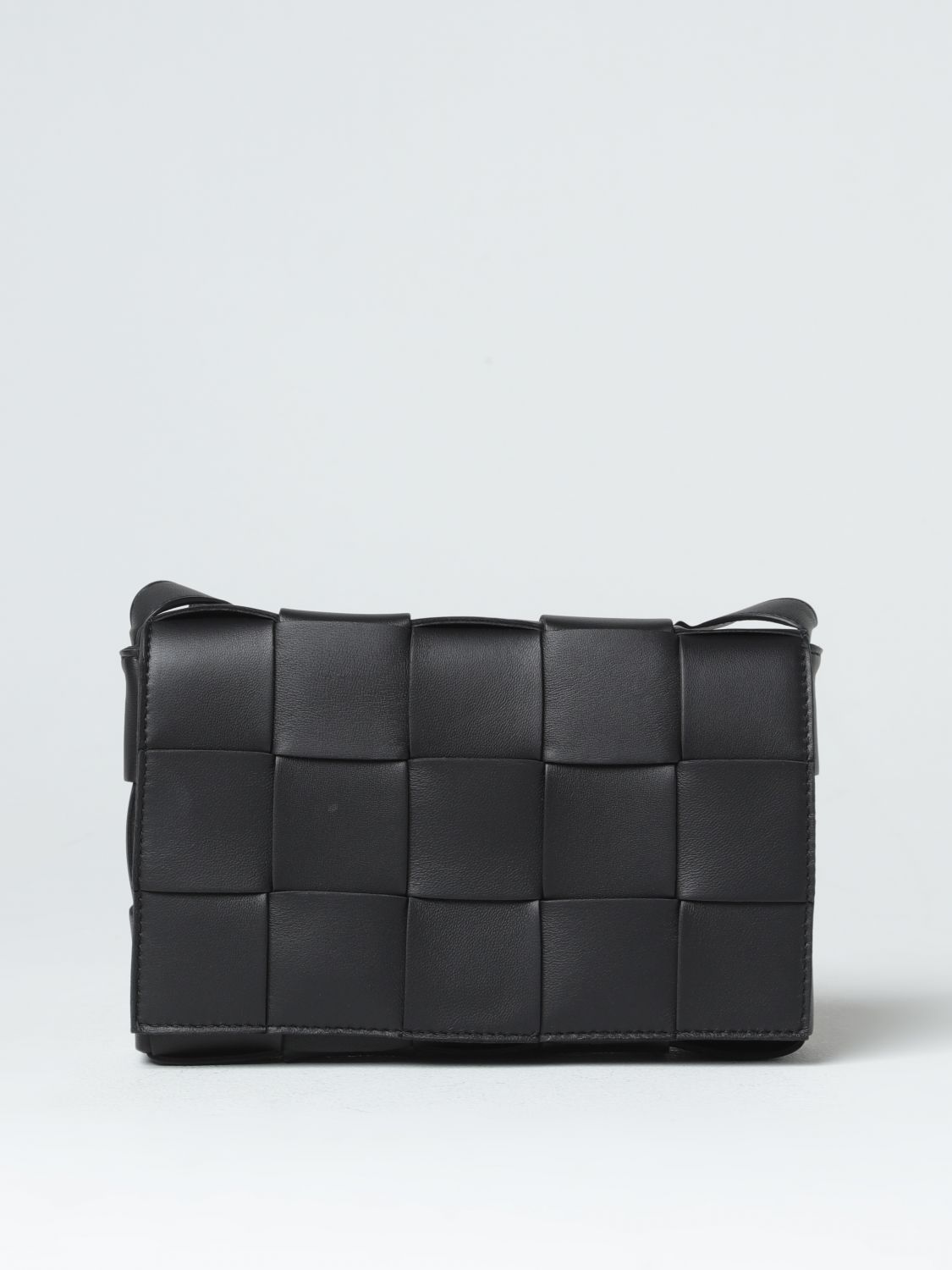 Bottega veneta 카세트 백 in 우븐 나파