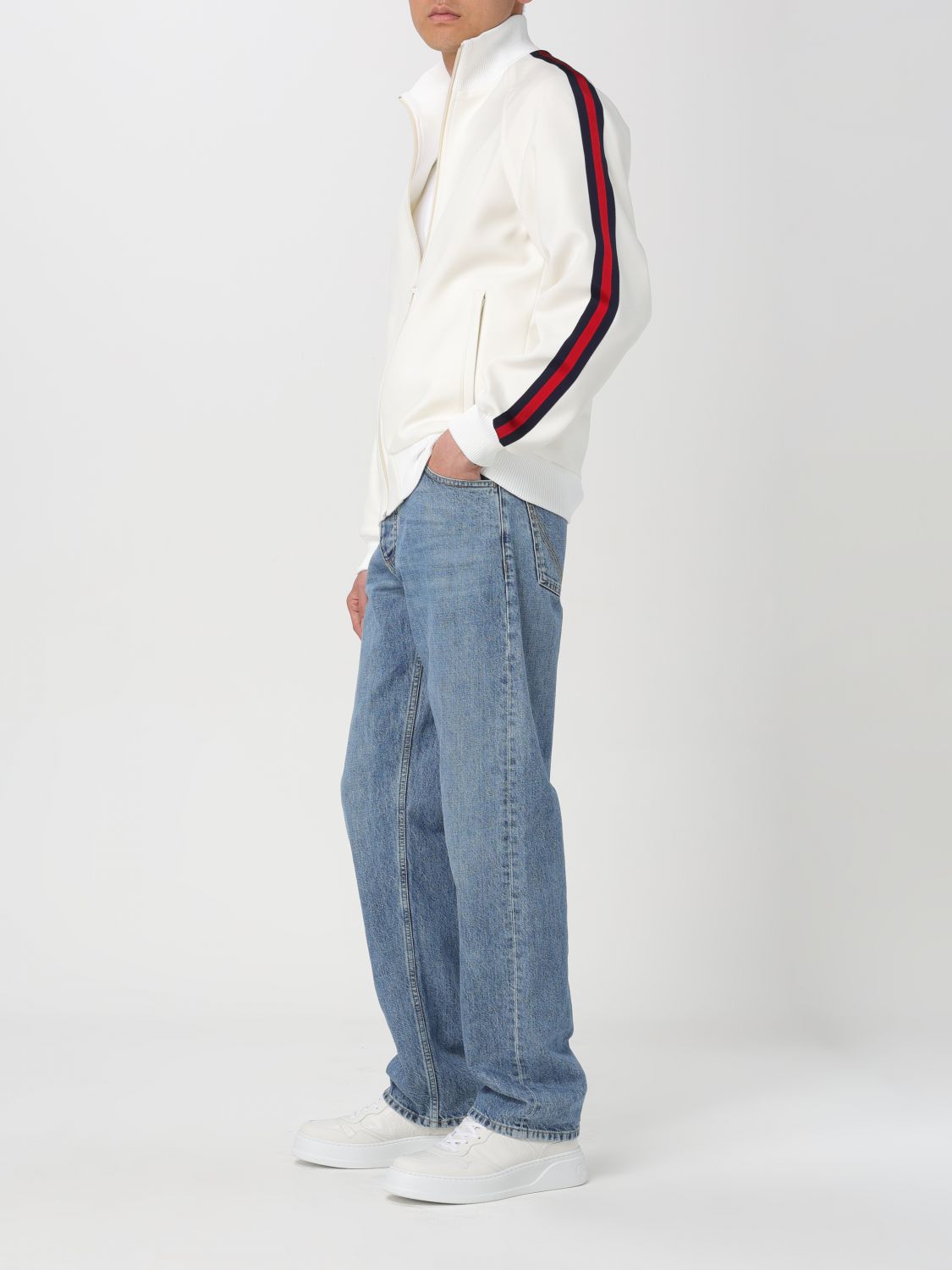 F35635.001_2.JPEG