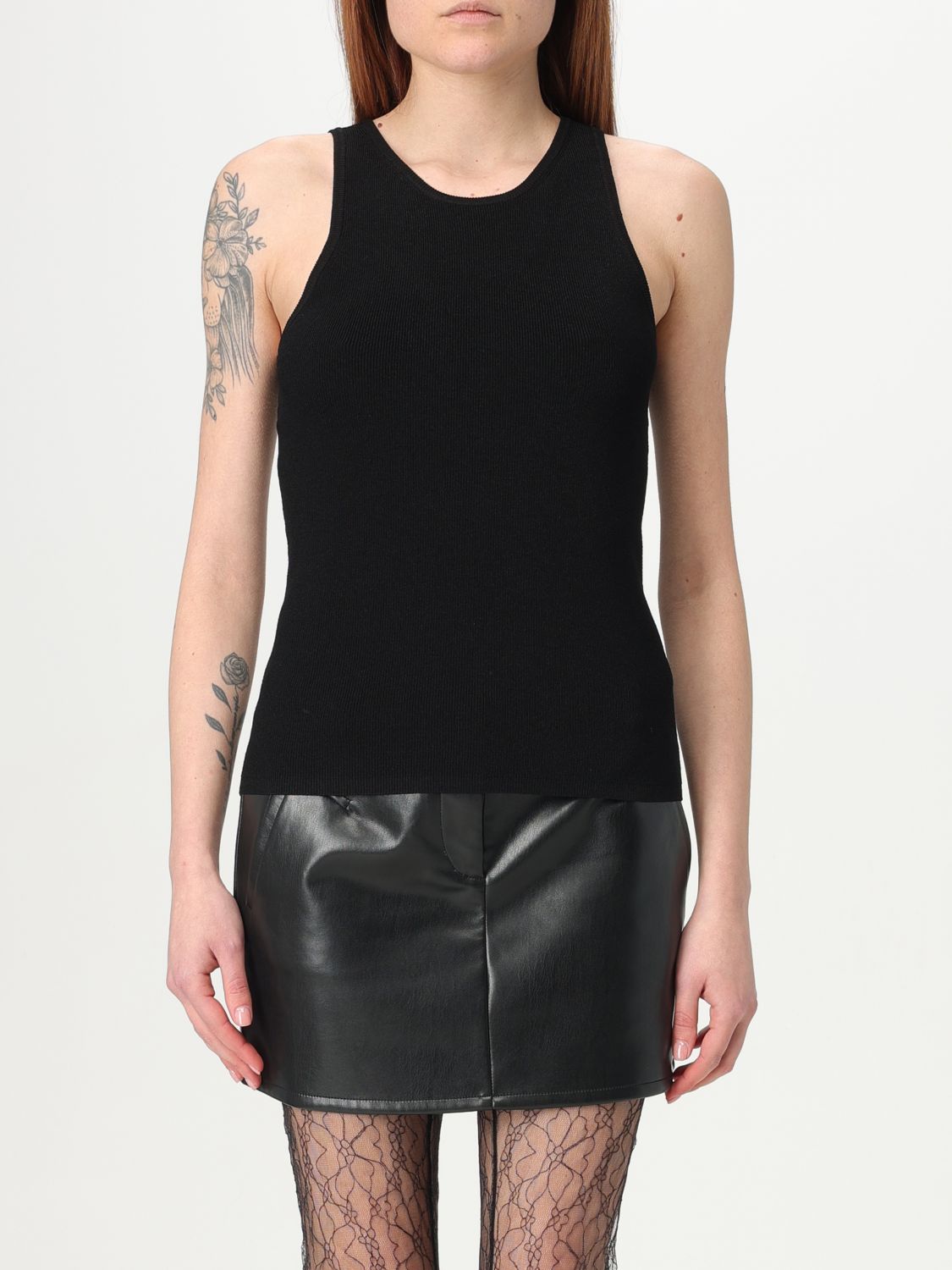 Womans 탑 더 Garment