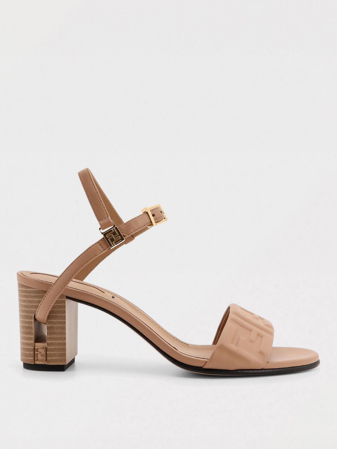 Womans 힐 샌들 Fendi
