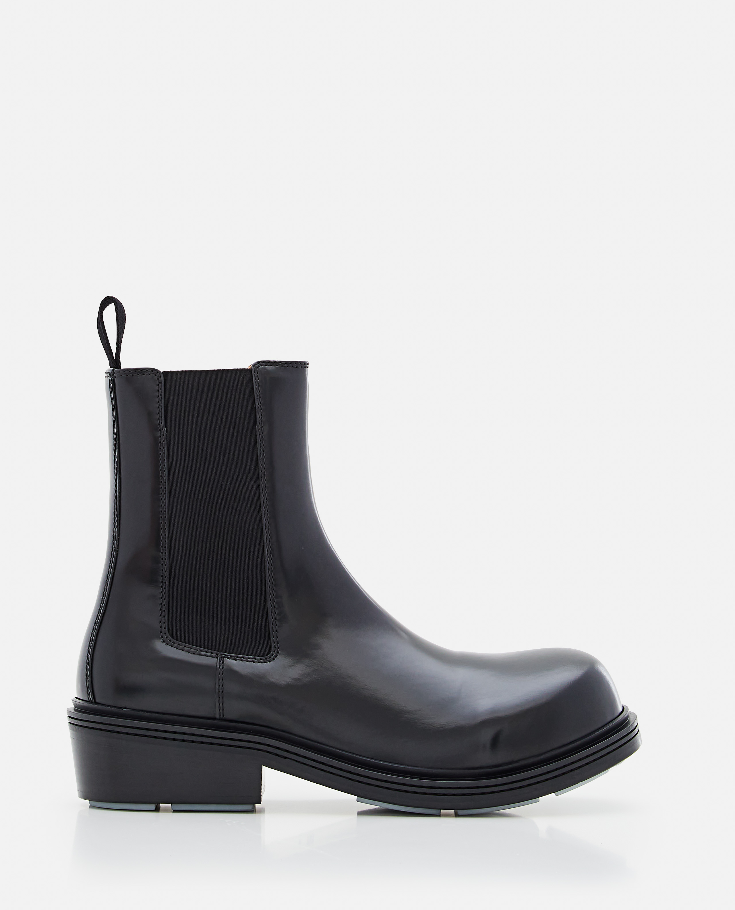 fw23---bottega veneta---754426v3h801000_1-p0.jpg
