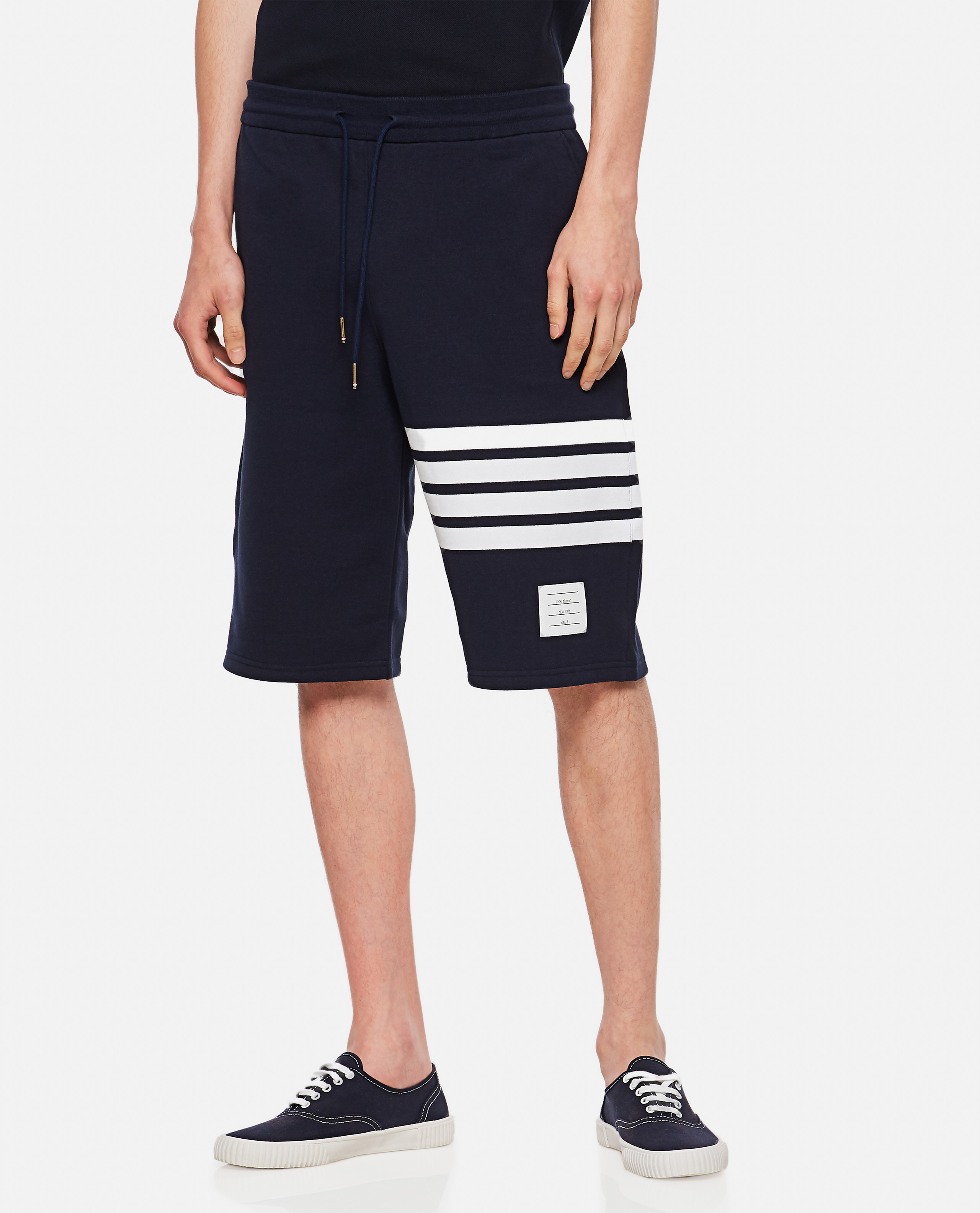 ss25---thom browne---mjq012h00535461_1-p0.jpg