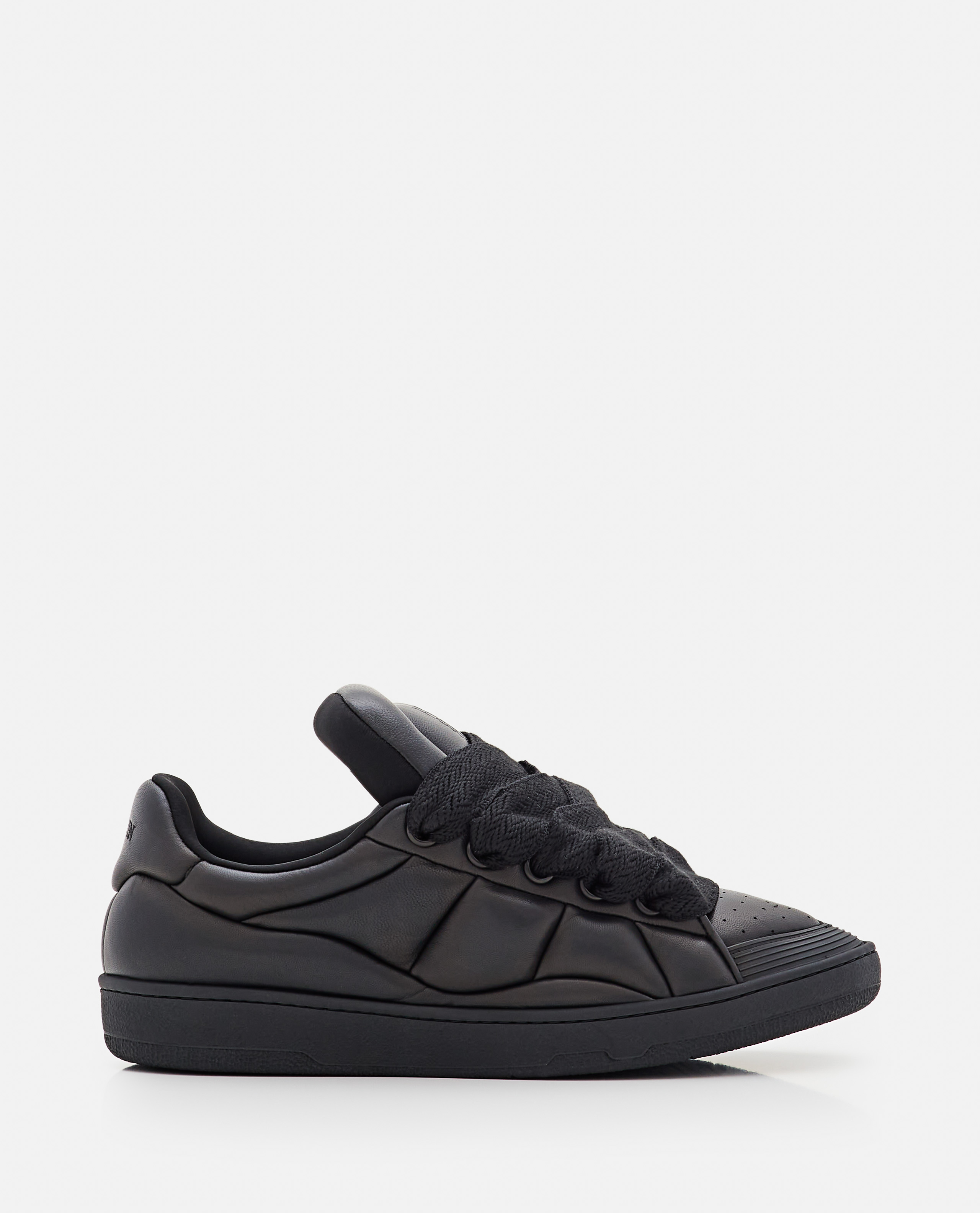 CURB XL 로우 탑 스니커즈