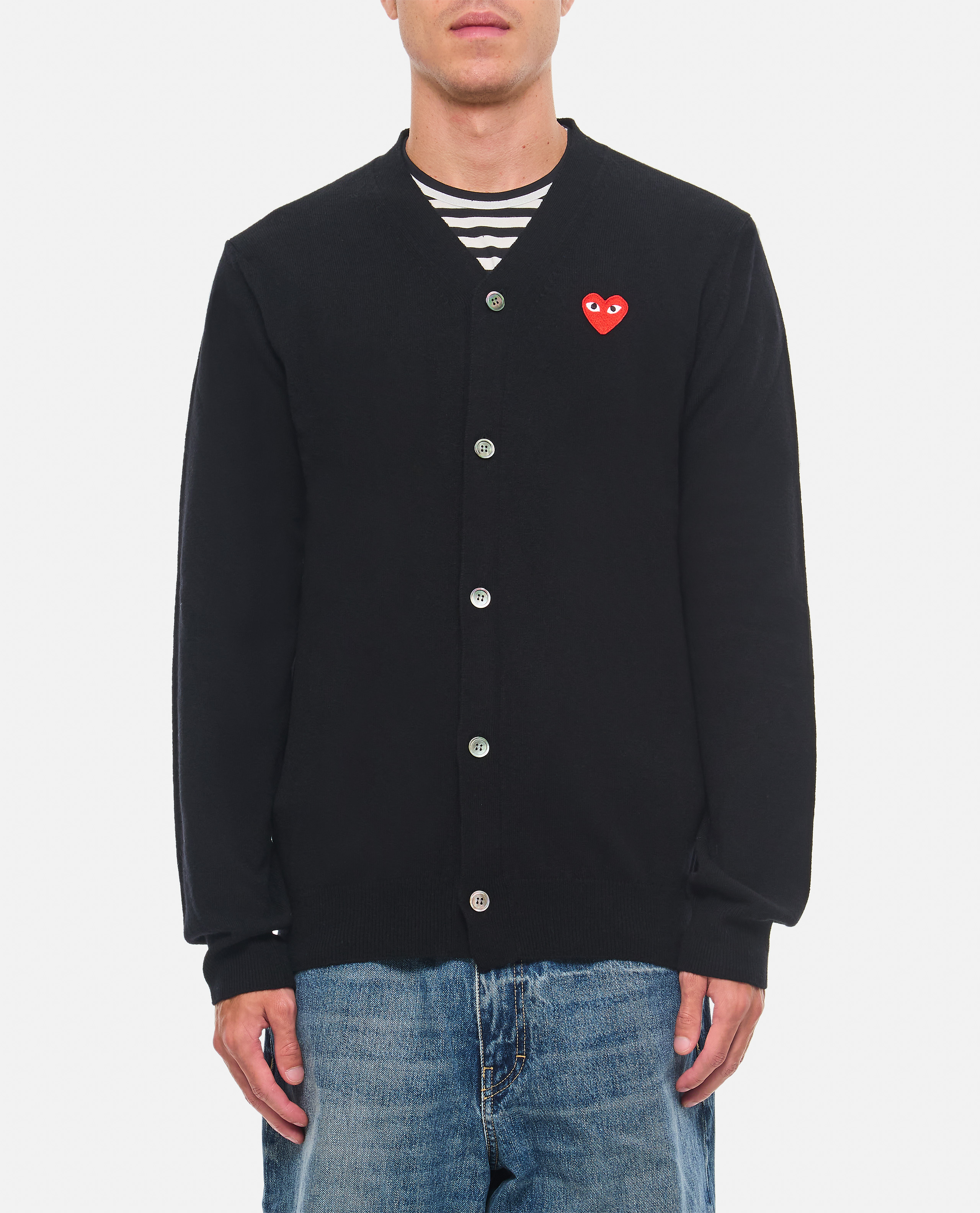 fw24---comme des gar()ons play---axn008black_1-p0.jpg