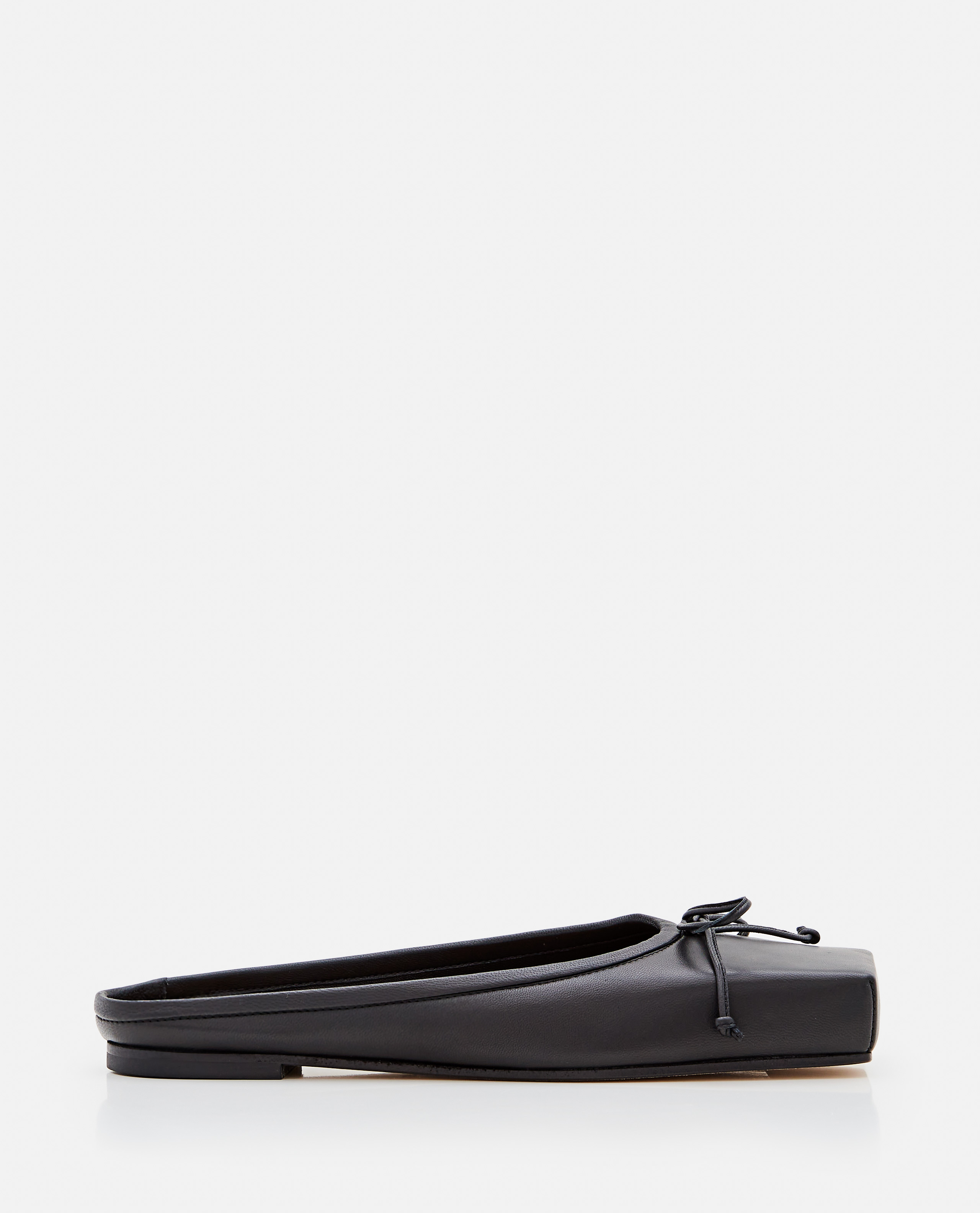 ss25---jacquemus---233fo0133073990_1-p0.jpg