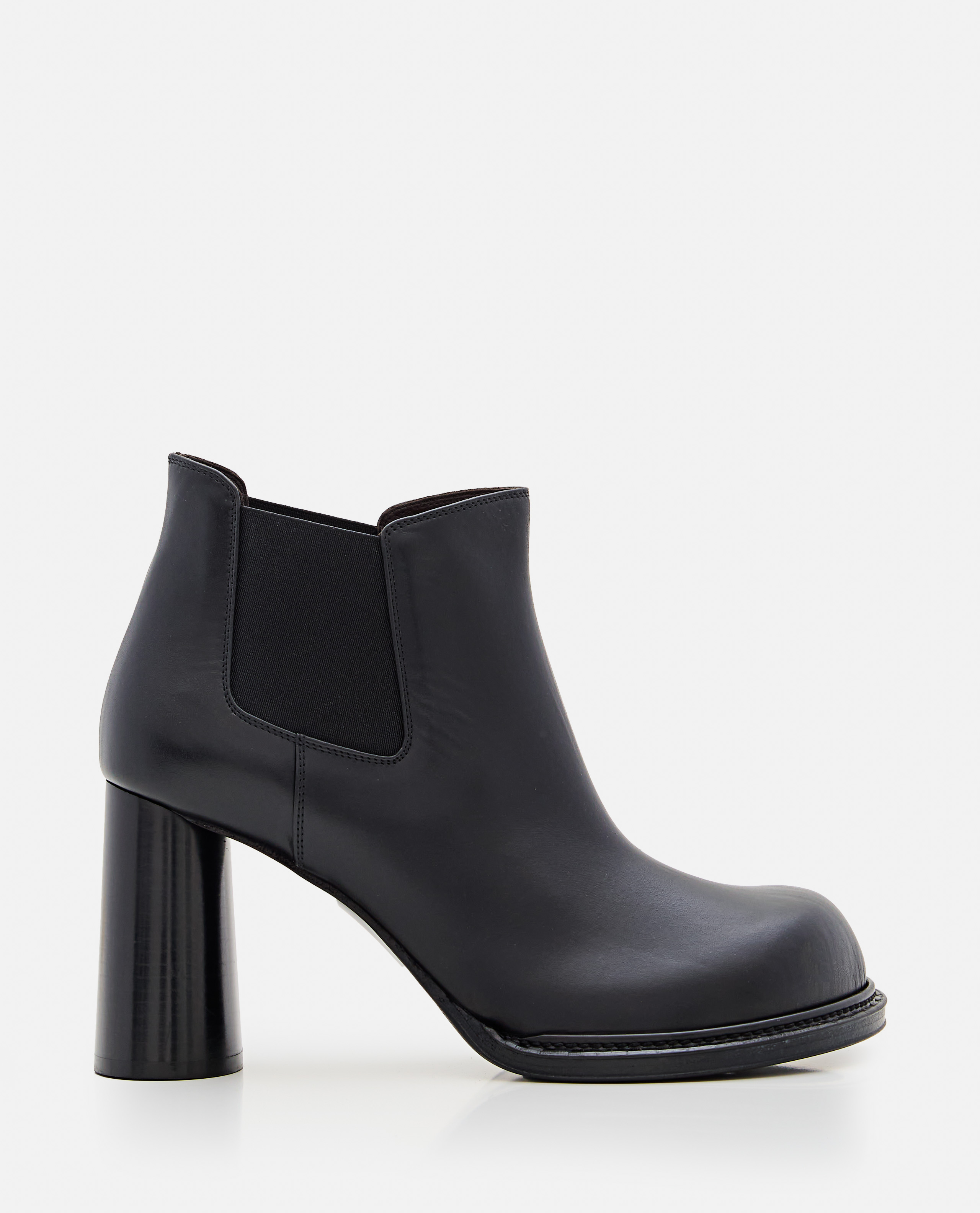 fw24---bottega veneta---806834v4bh01000_1-p0.jpg