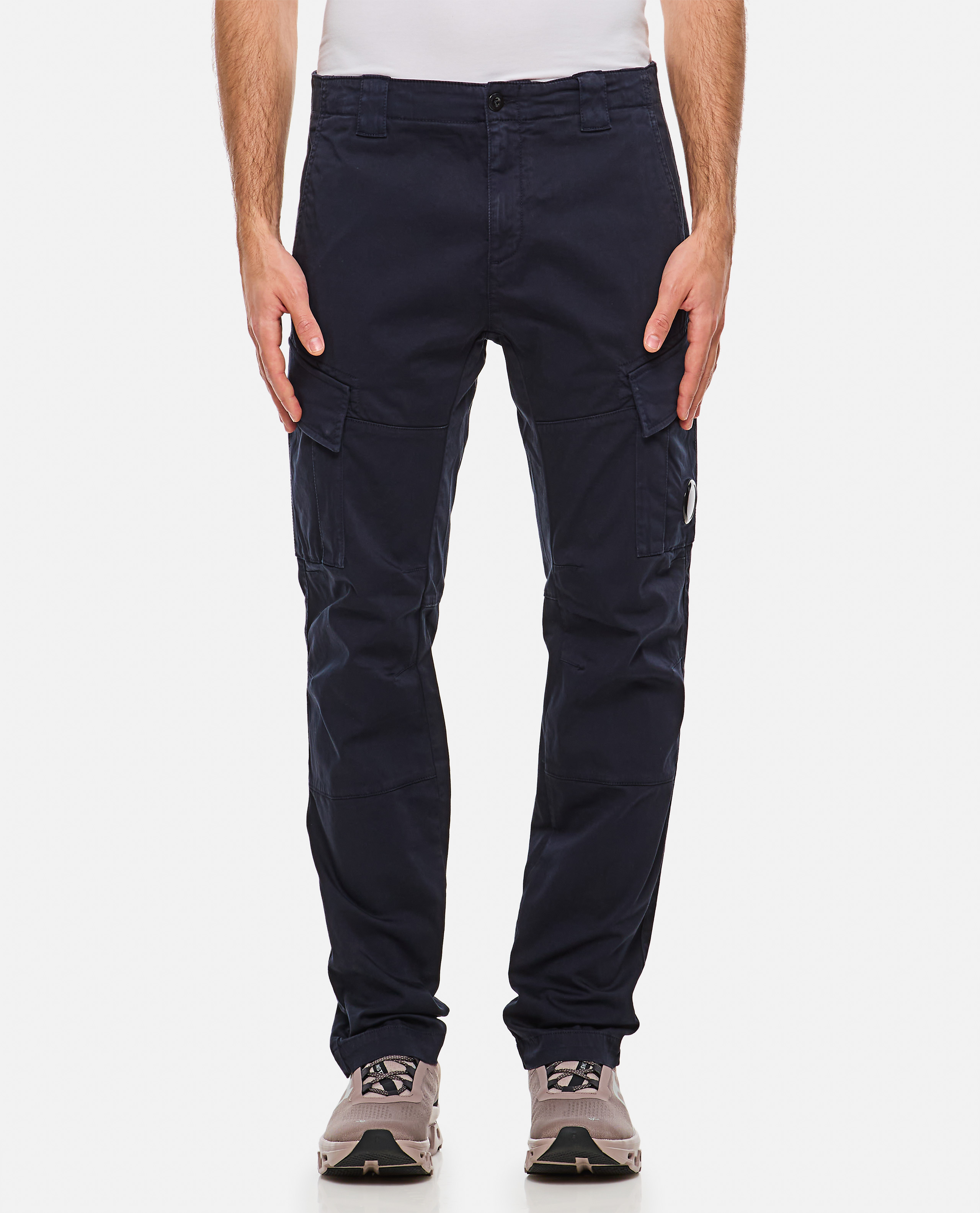 ss25---cp company---18cmpa056a005694g888_1-p0.jpg