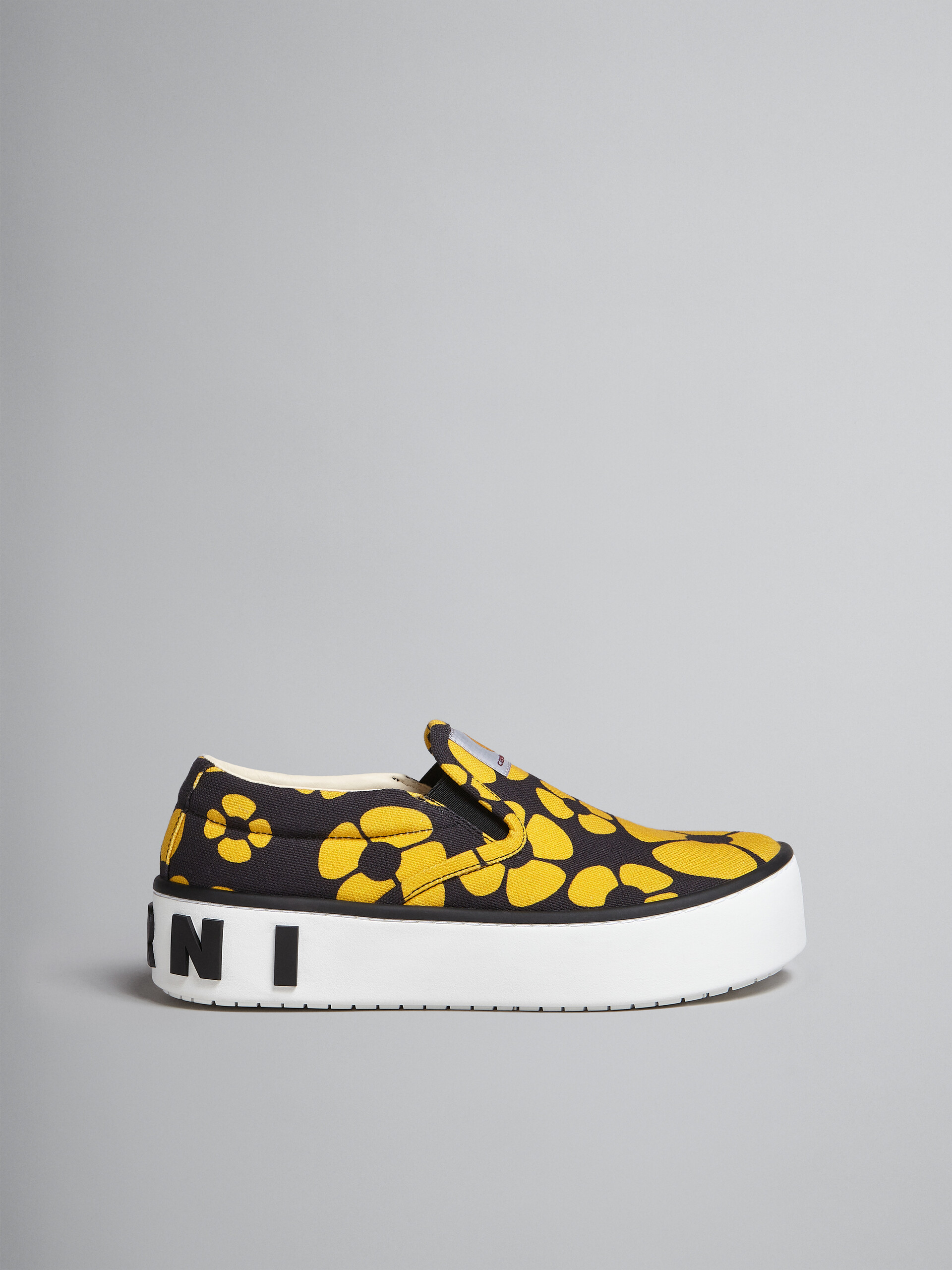 Marni SNZW013503P4927ZO266