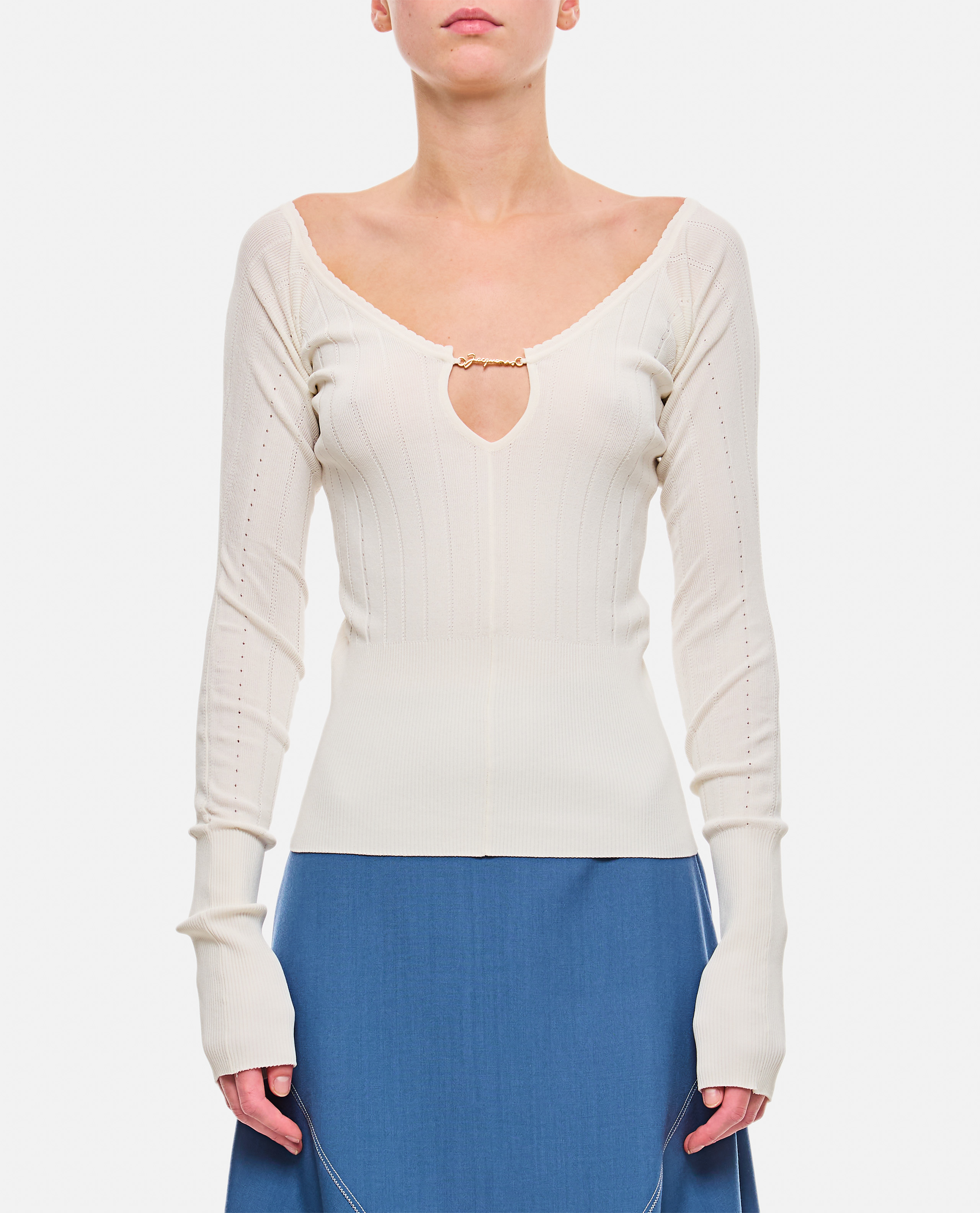 fw24---jacquemus---241kn3572358110_1-p0.jpg