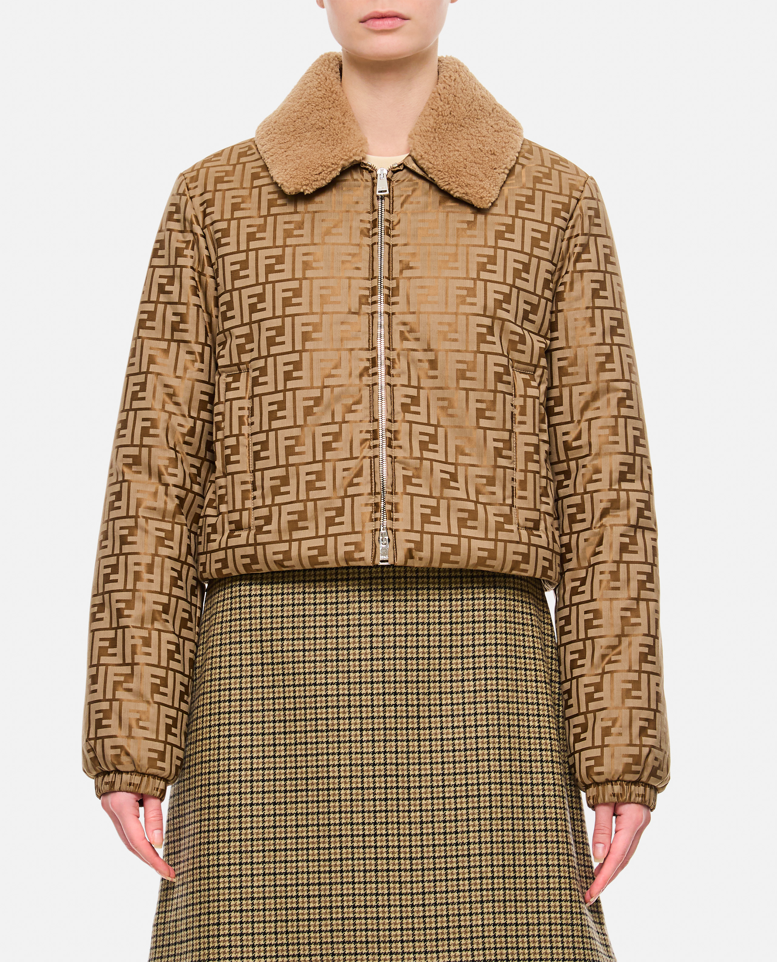 fw24---fendi---fan172at85f1pno_0_p.jpg