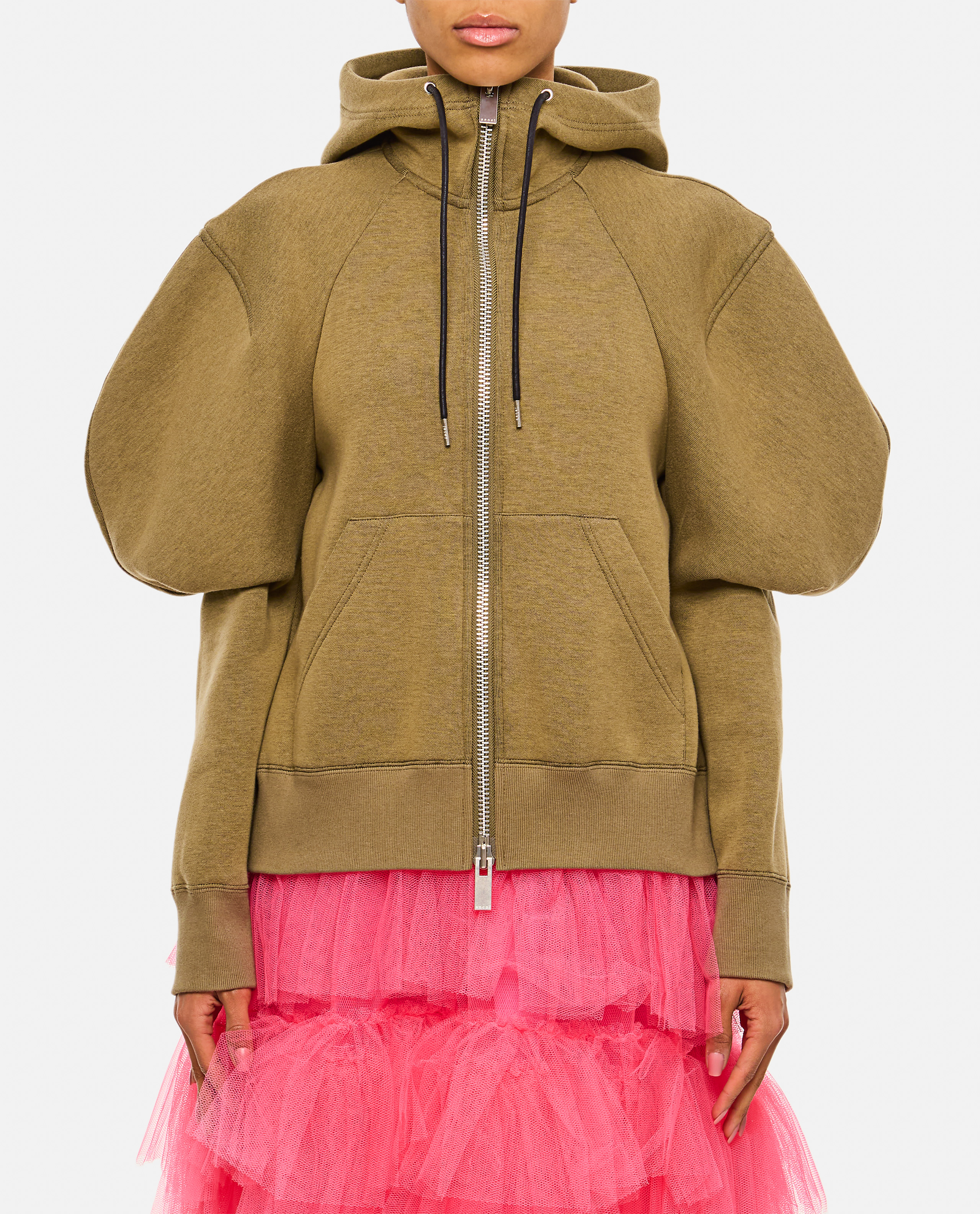 ss25---sacai---2507687550_1-p0.jpg