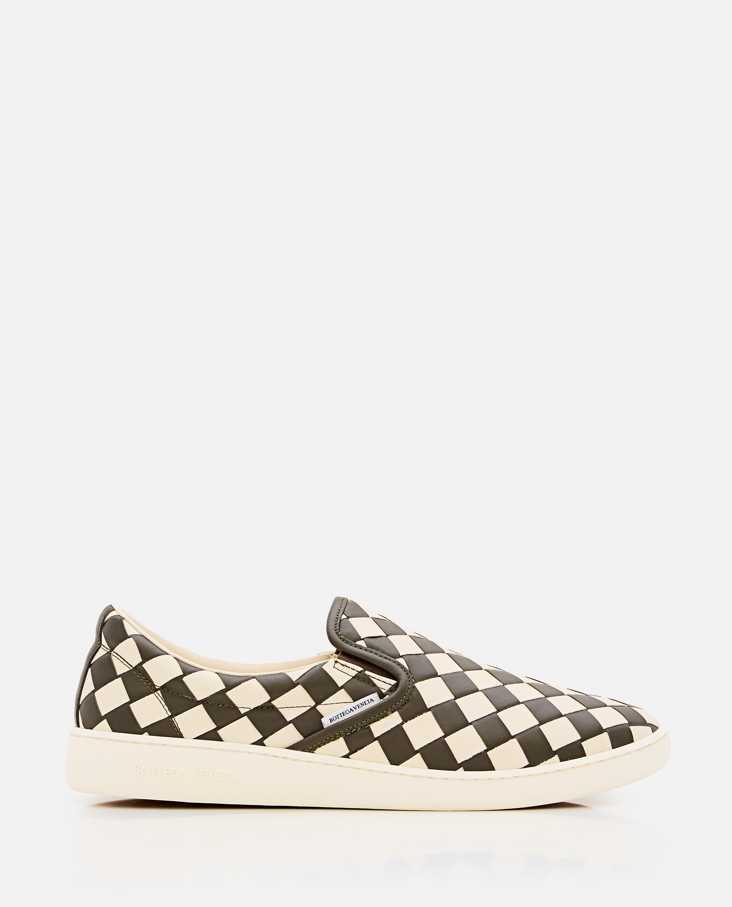 ss25---bottega veneta---775320v3hb49046_1-p0.jpg