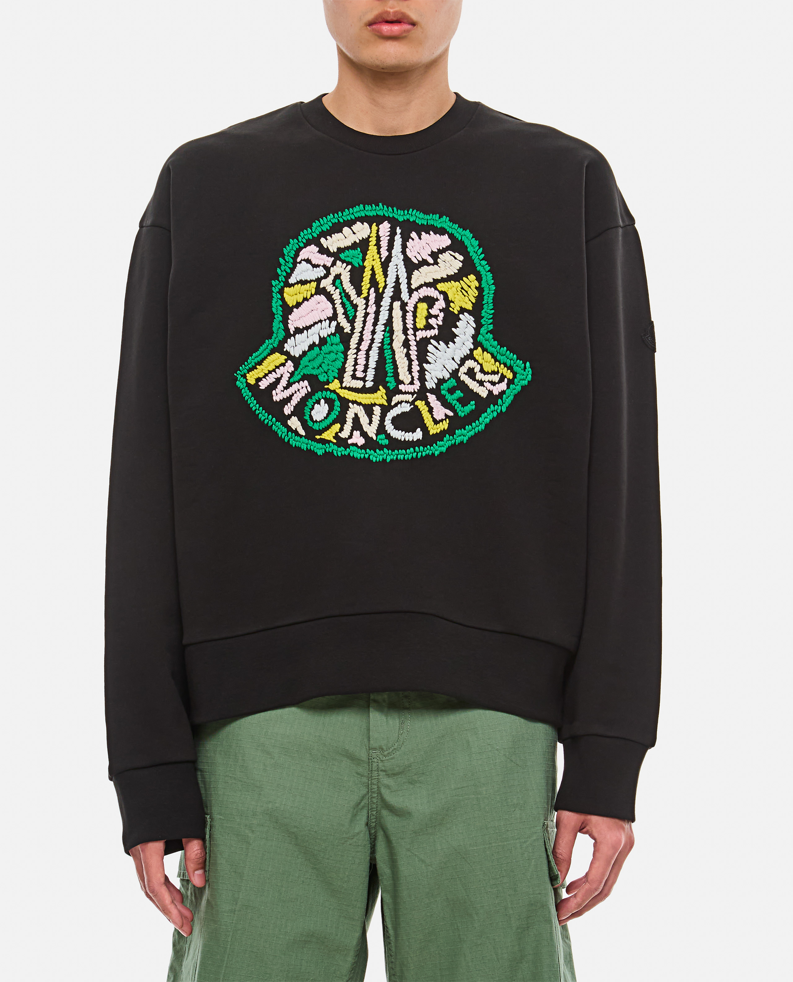 ss24---moncler---8g0002389aen998_1-p0.jpg