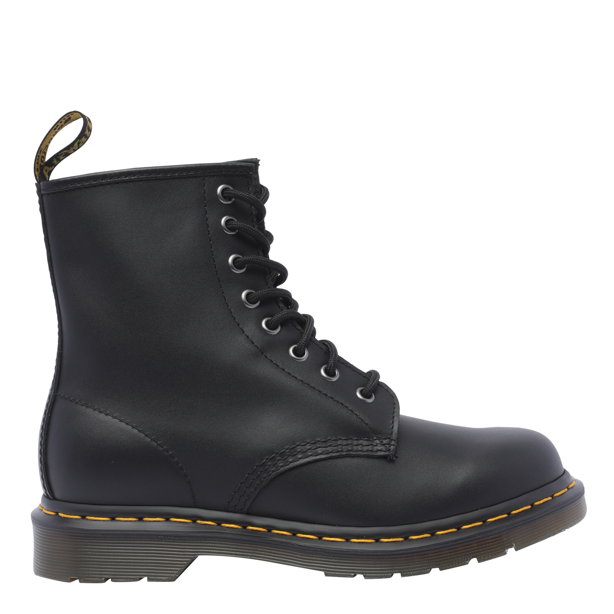 2444537.P25-drmartens-11822002BLACK-NAPPA.JPEG