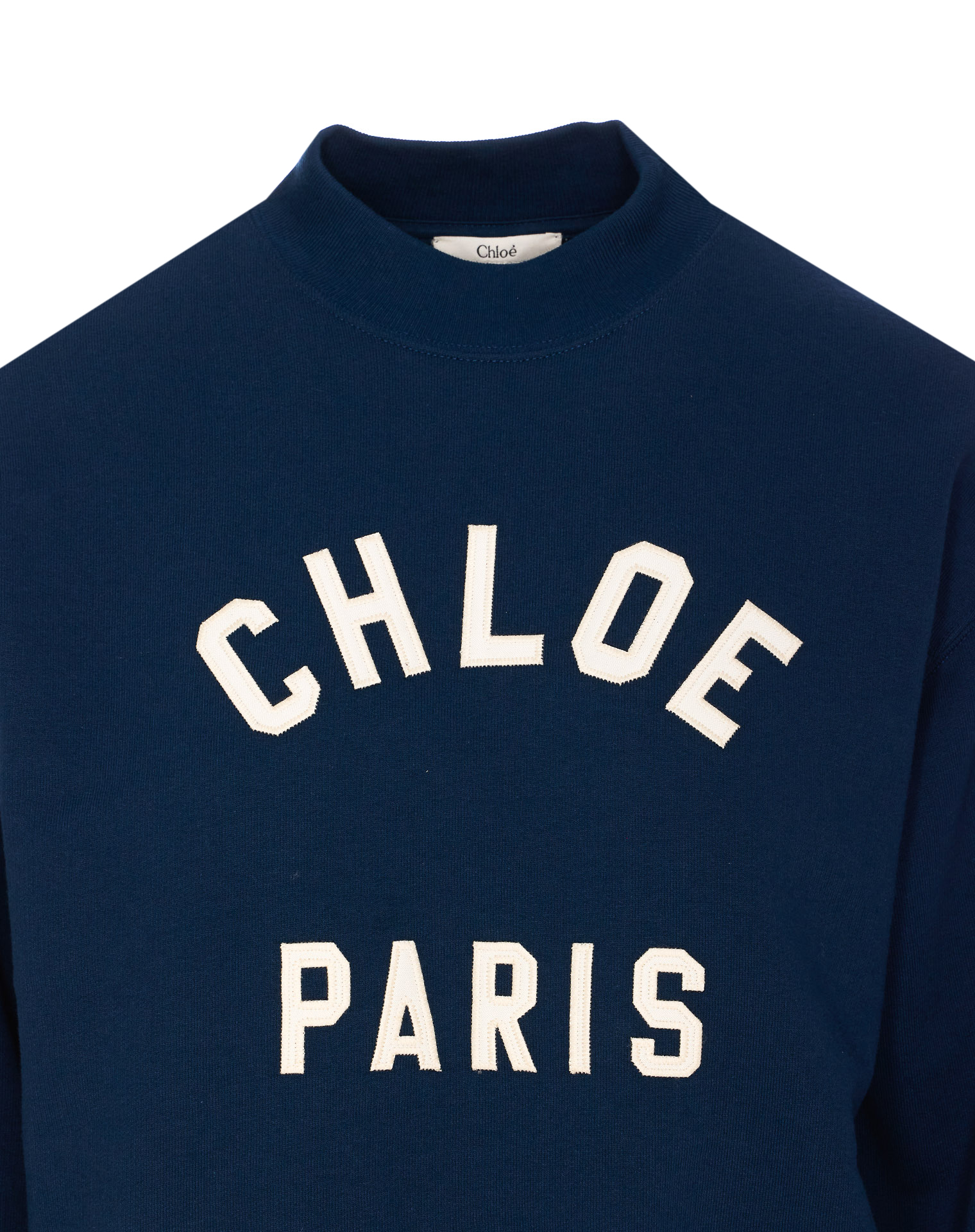 2445737.P25-chloe-24AJH121924C6_3_P.JPEG