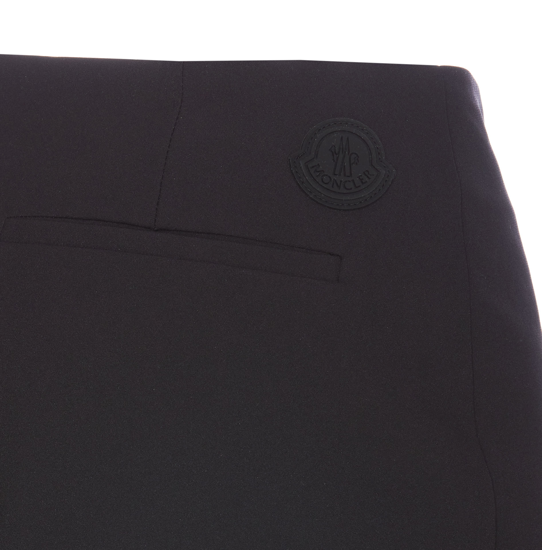 2367277.P24-moncler-2B000-01597G1999_2_P.JPEG