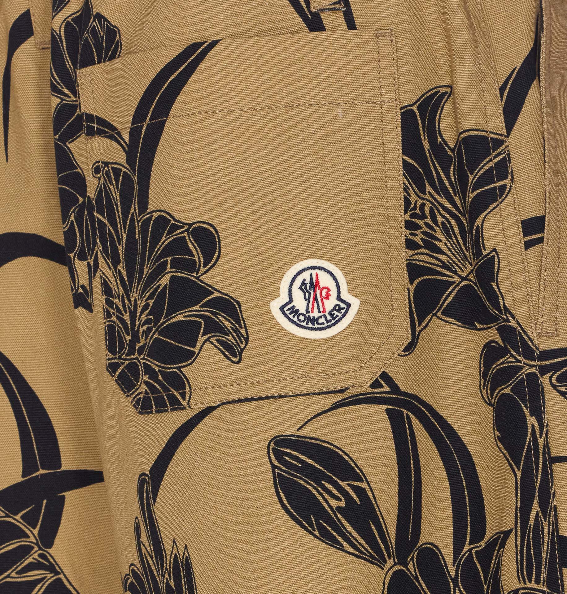 2446878.P25-moncler-2B000-15598NEF29_2_P.JPEG