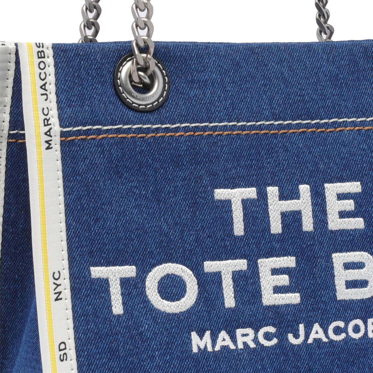 2427712.P25-marc-jacobs-2F4HTT029H05473_4_P.JPEG