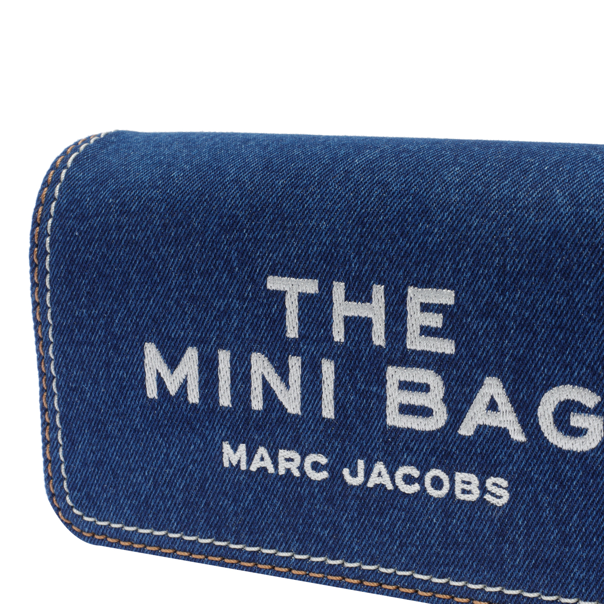 2428259.P25-marc-jacobs-2F4SMN010S03473_4_P.JPEG