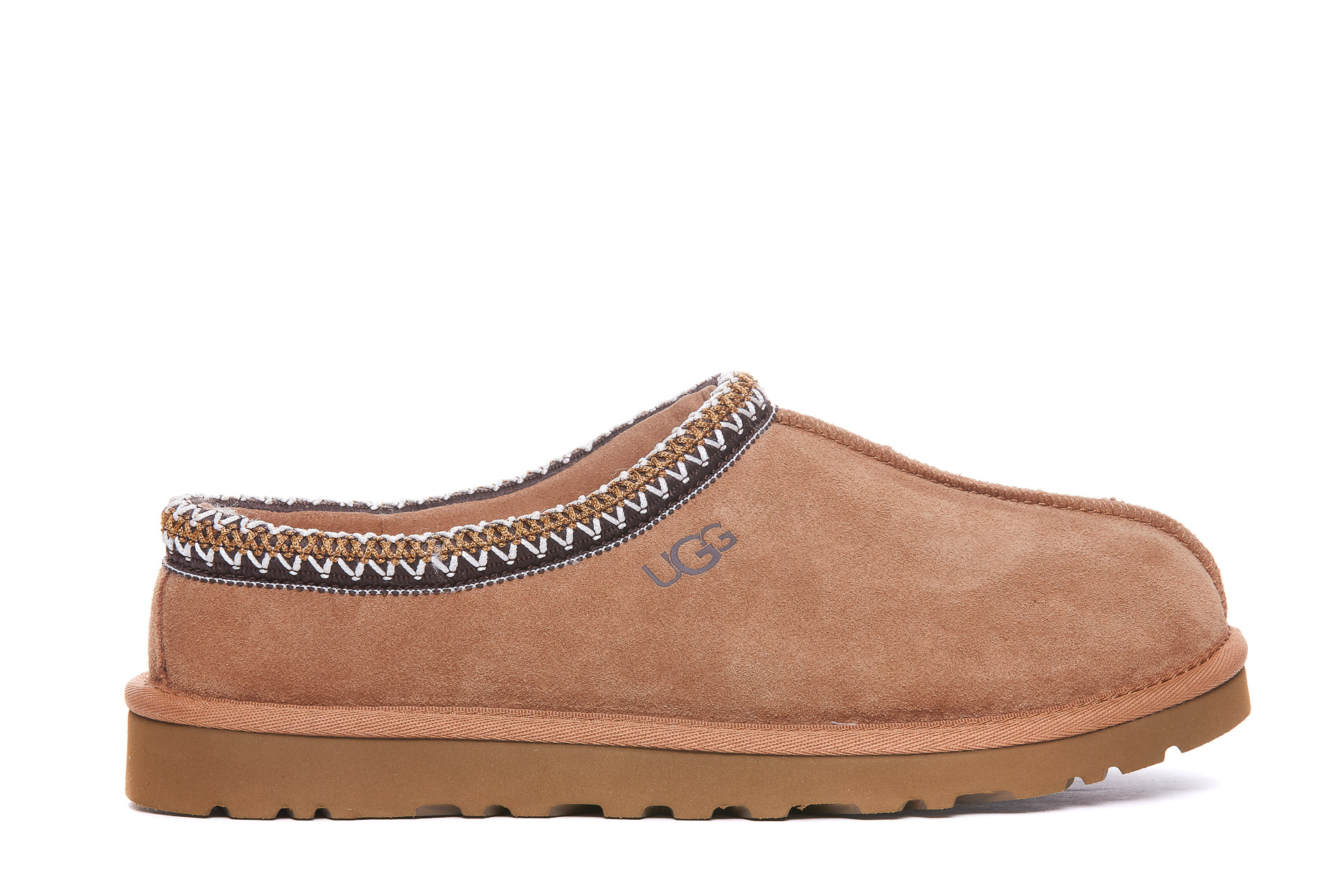 2439581.P25-ugg-5950CHE.JPEG