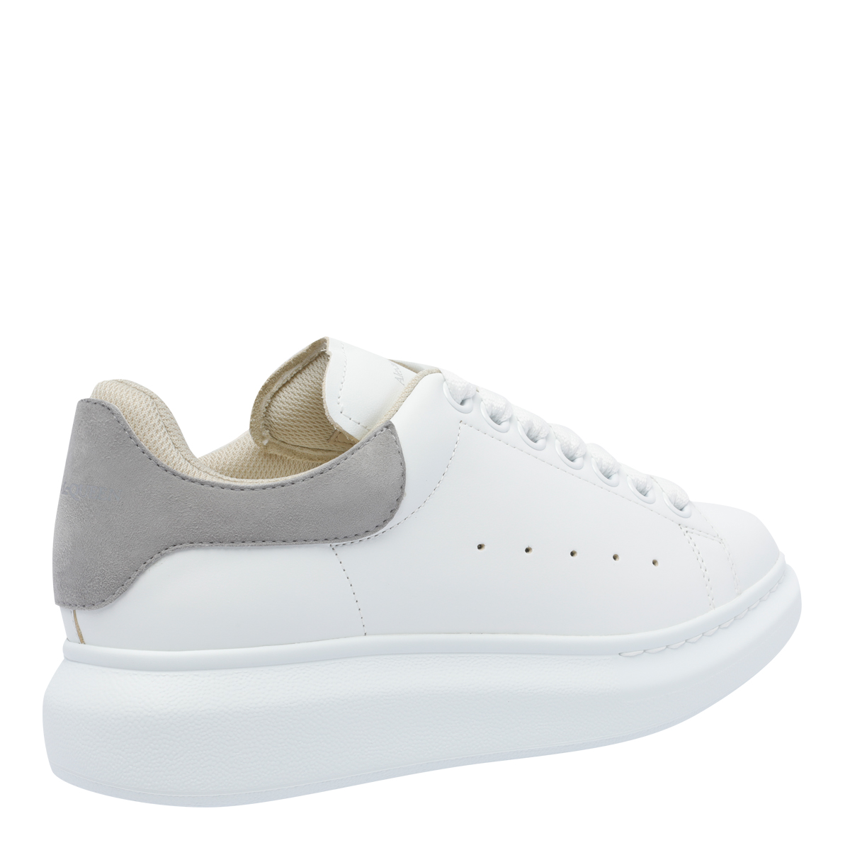 2451396.P25-mcqueen-697103WIAEI9164_3_P.JPEG