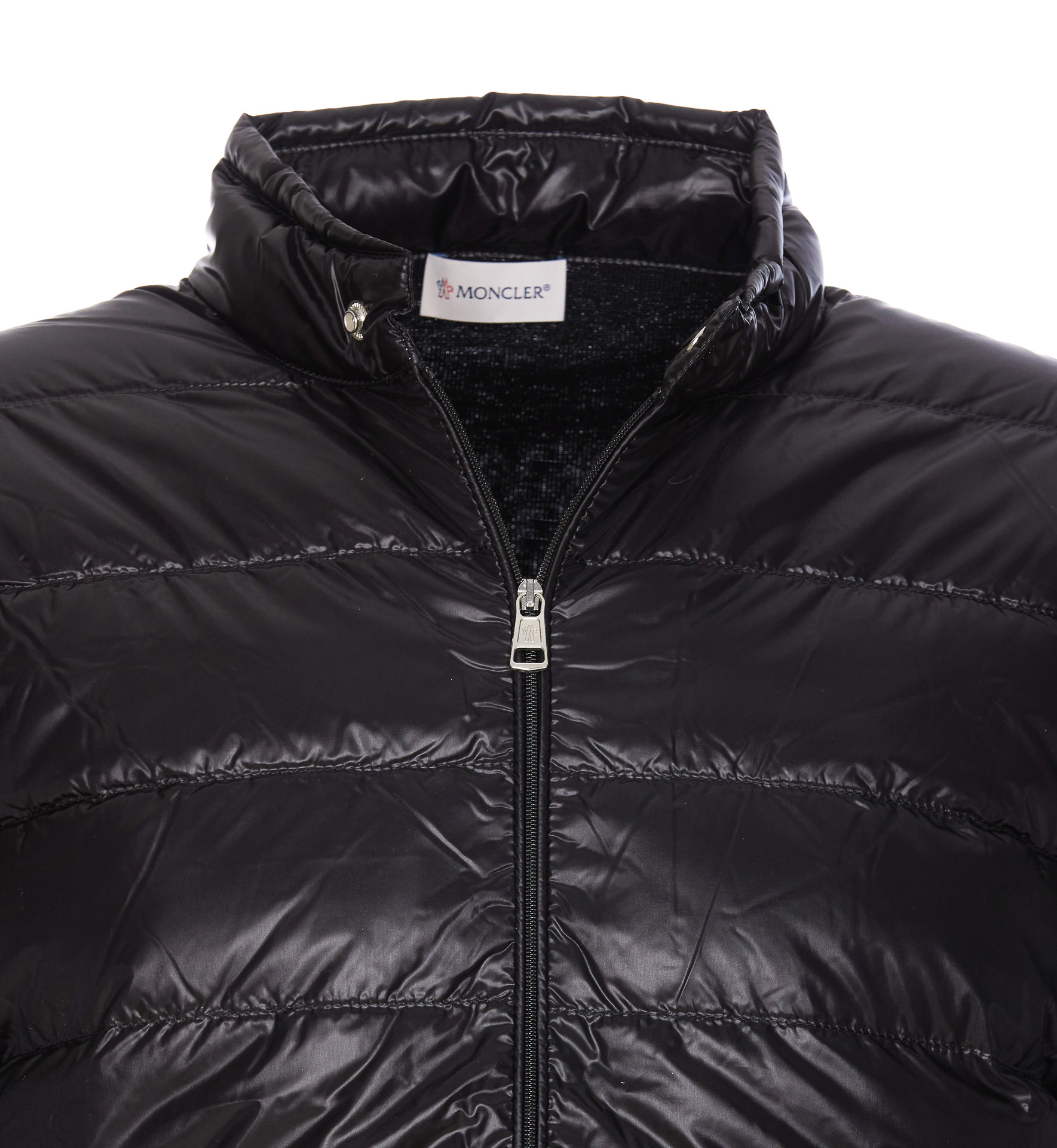 2431852.P25-moncler-9B000-16M1131999_3_P.JPEG