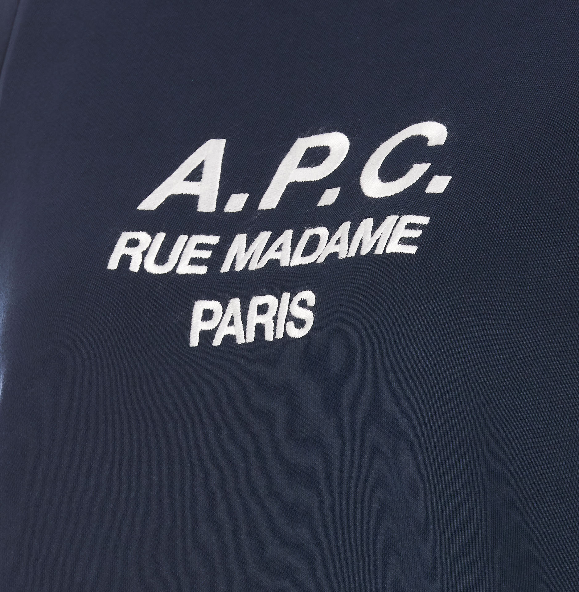 2369660.P24-apc-COEZD-F27561IAJ_2_P.JPEG