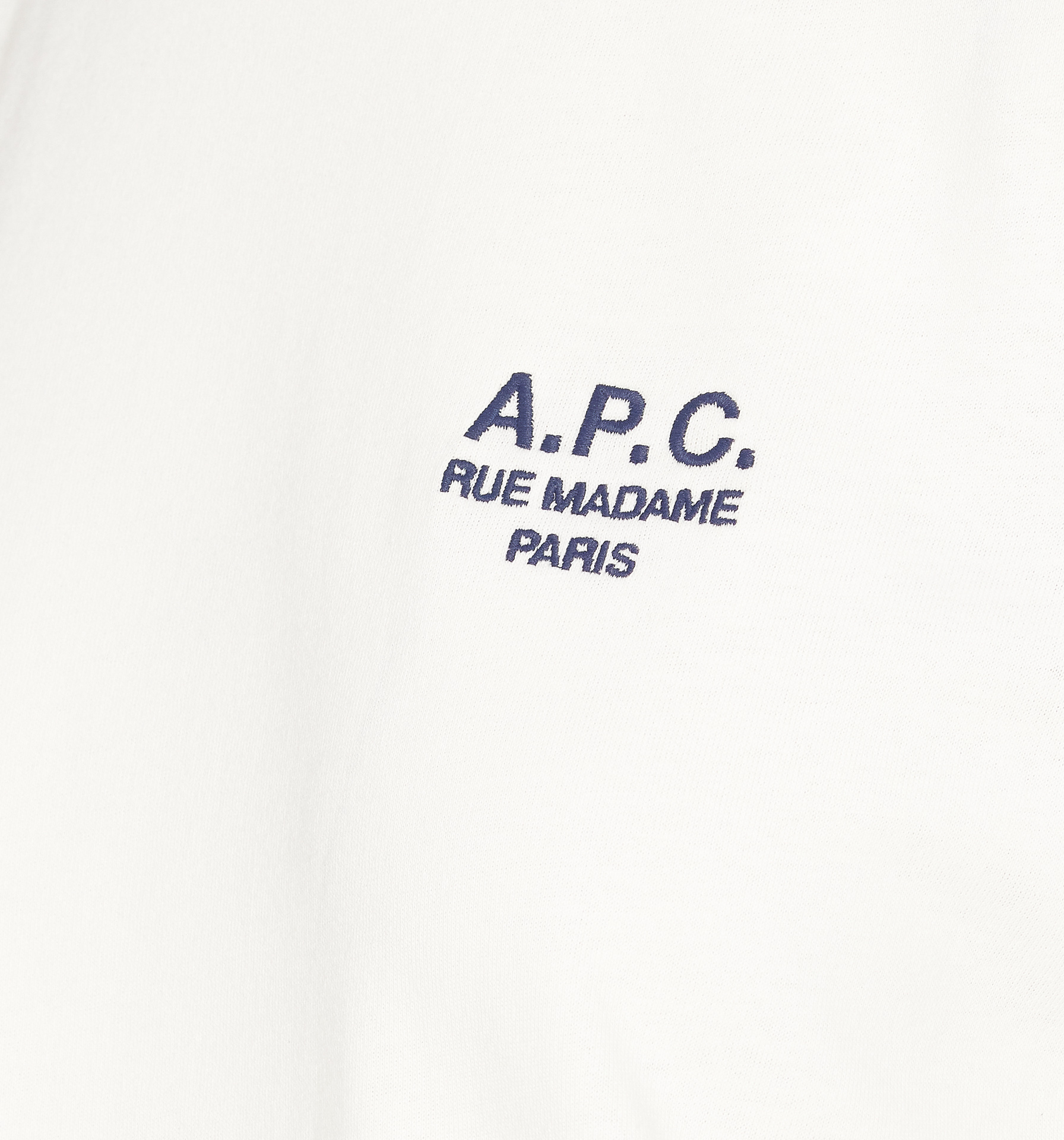 2421276.P25-apc-COHBU-M26388TAE_2_P.JPEG