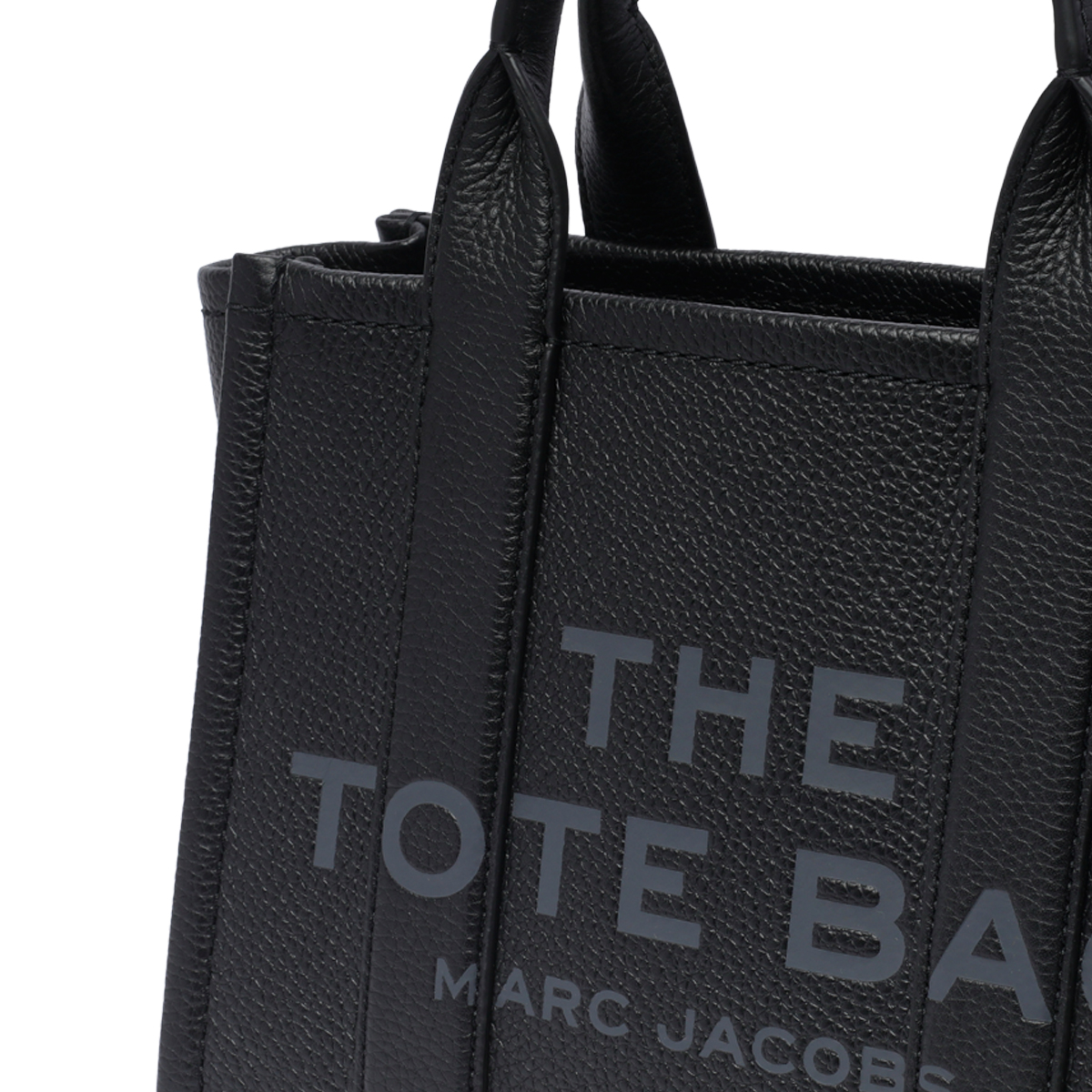 2427643.P25-marc-jacobs-H009L01SP21001_4_P.JPEG