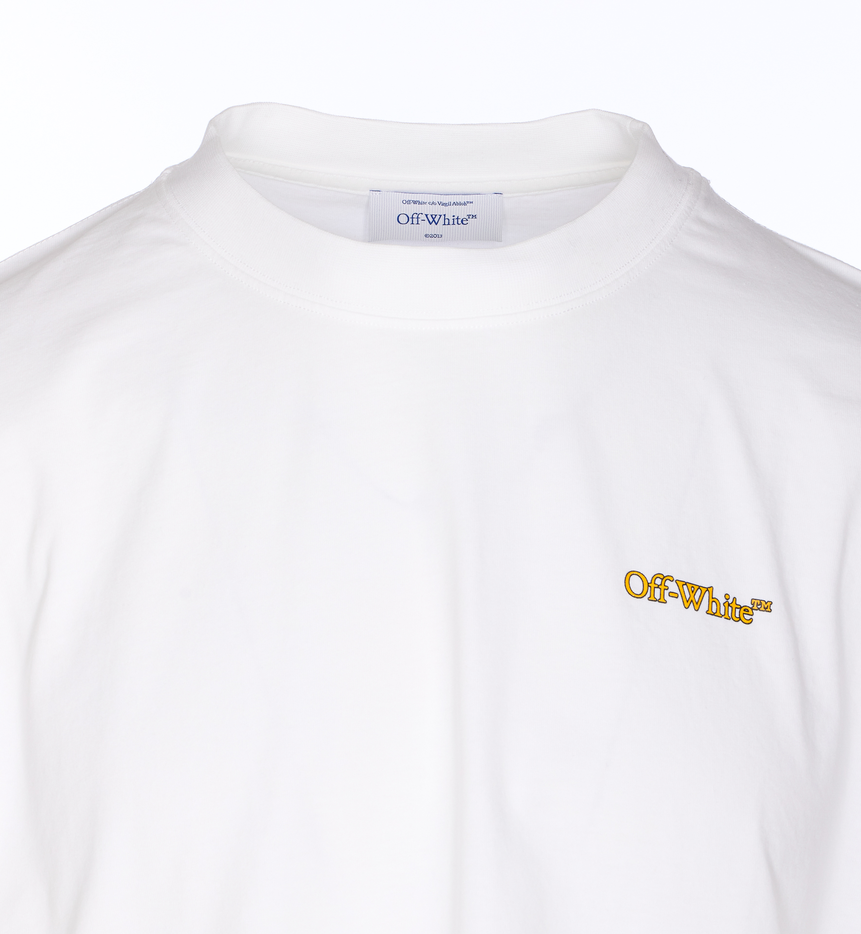 2458591.P25-off-white-OMAA120S25JER00D0122_3_P.JPEG