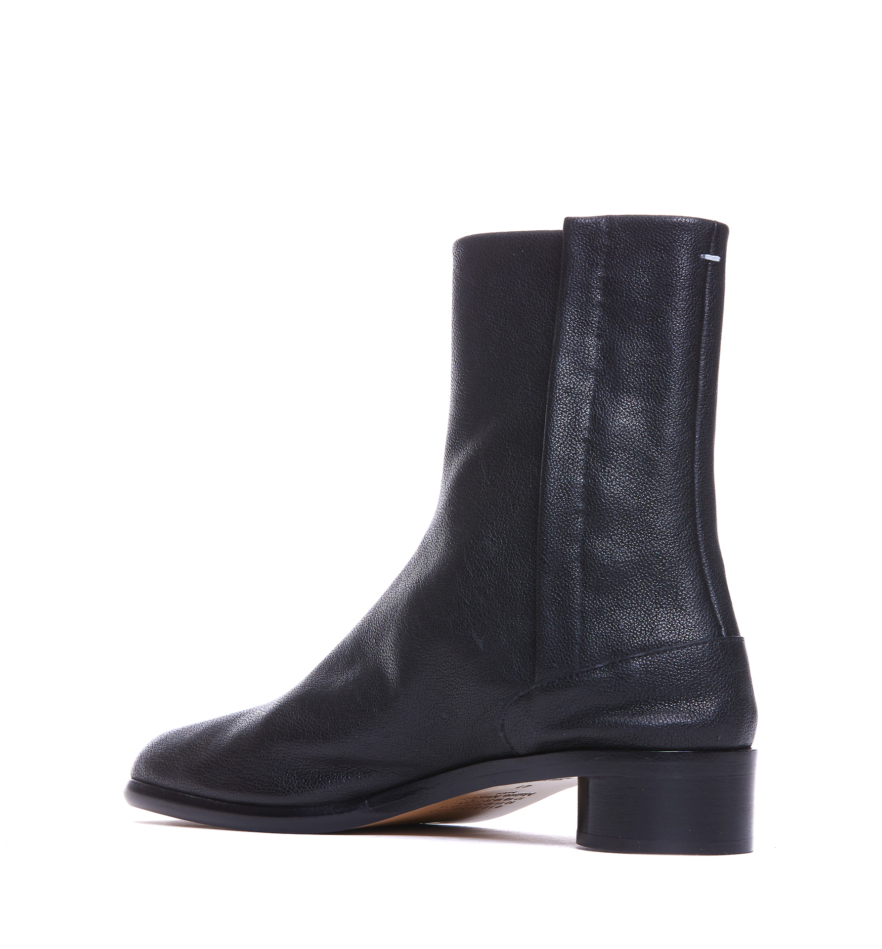 2434335.P25-maison-margiela-S57WU0153PR058T8013_2_P.JPEG
