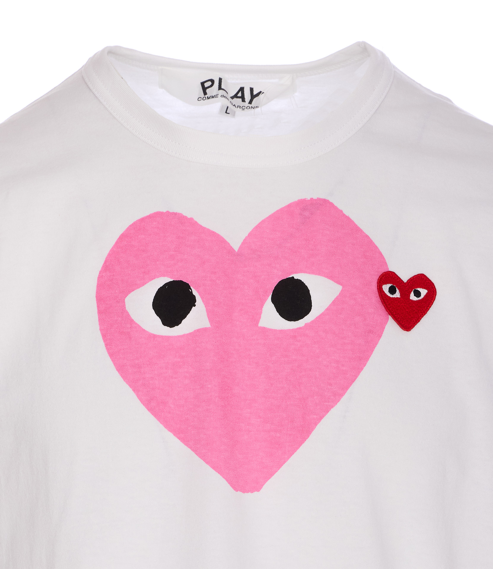 2462967.A25-comme-des-garcons-play-T1064_3_P.JPEG