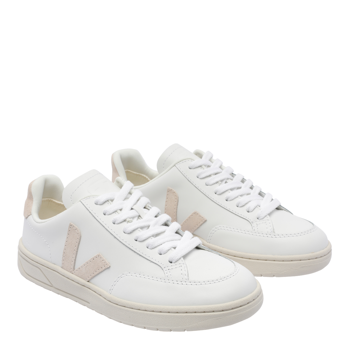 2439686.P25-veja-XD0202335EXTRA-WHITE-SABLE_2_P.JPEG