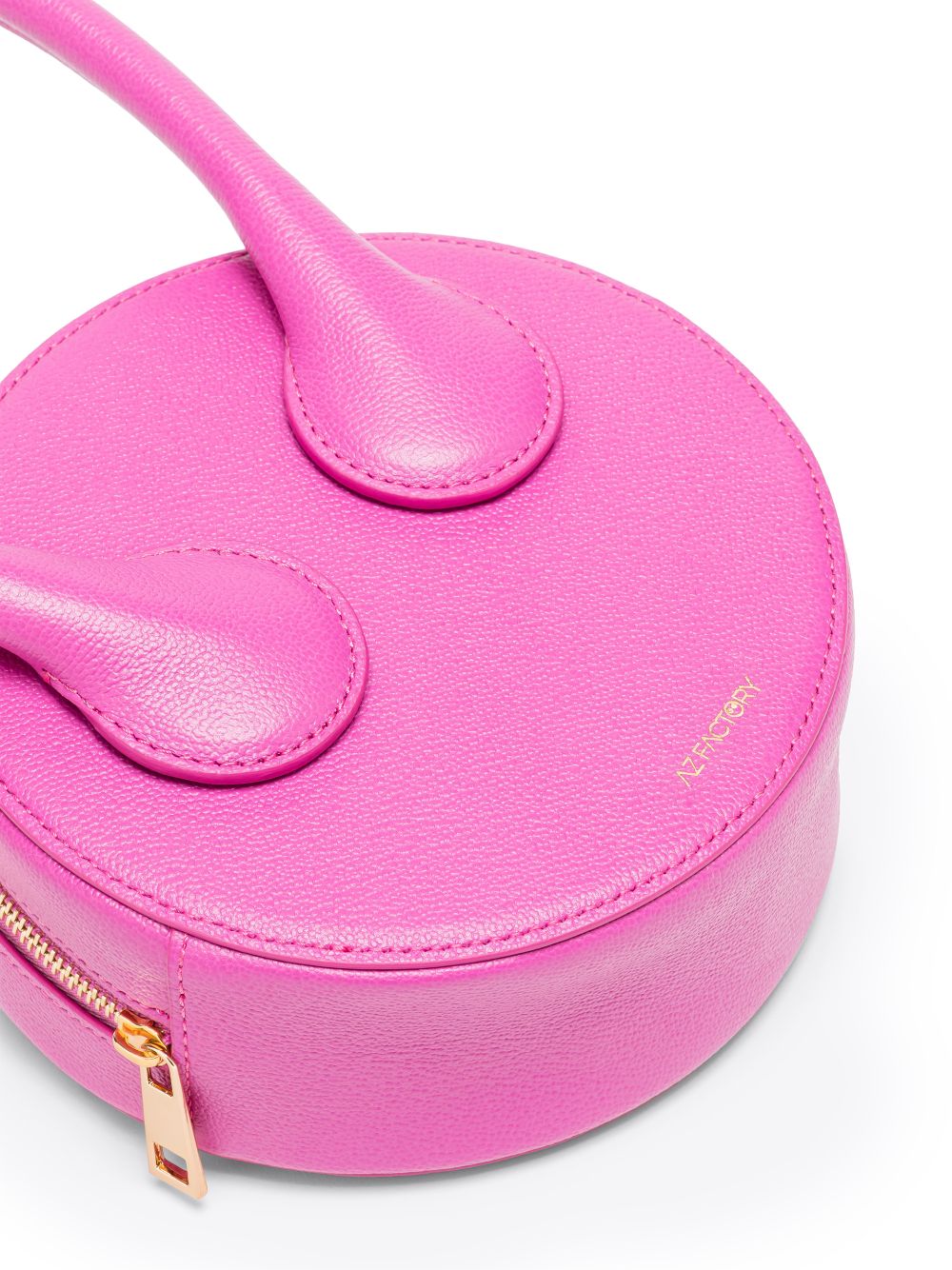 fw23---az factory pre---bag015le2fus1_4_p.jpg