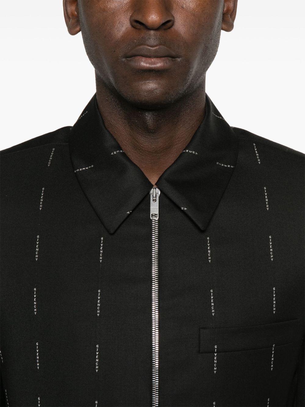 fw23---givenchy pre---bm30dz14uw001_2_p.JPEG
