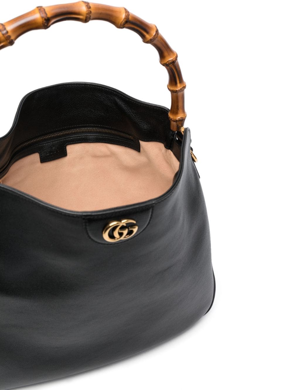 fw23---gucci cruise---746245uaaay1092_2_p.JPEG