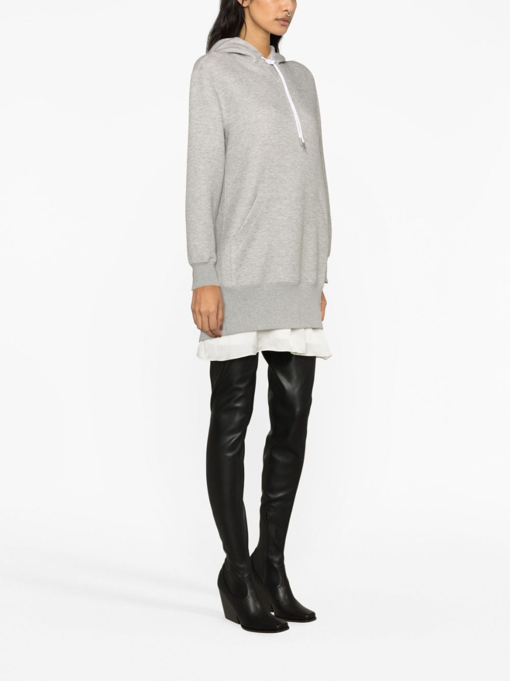 fw23---sacai pre---23-06828376_3_p.jpg