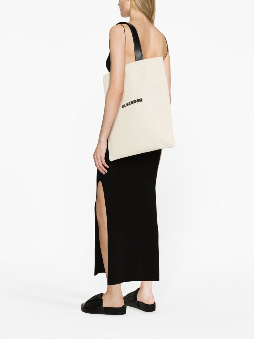 fw23---jil sander pre---j07wc0023p4917280_5_p.jpg