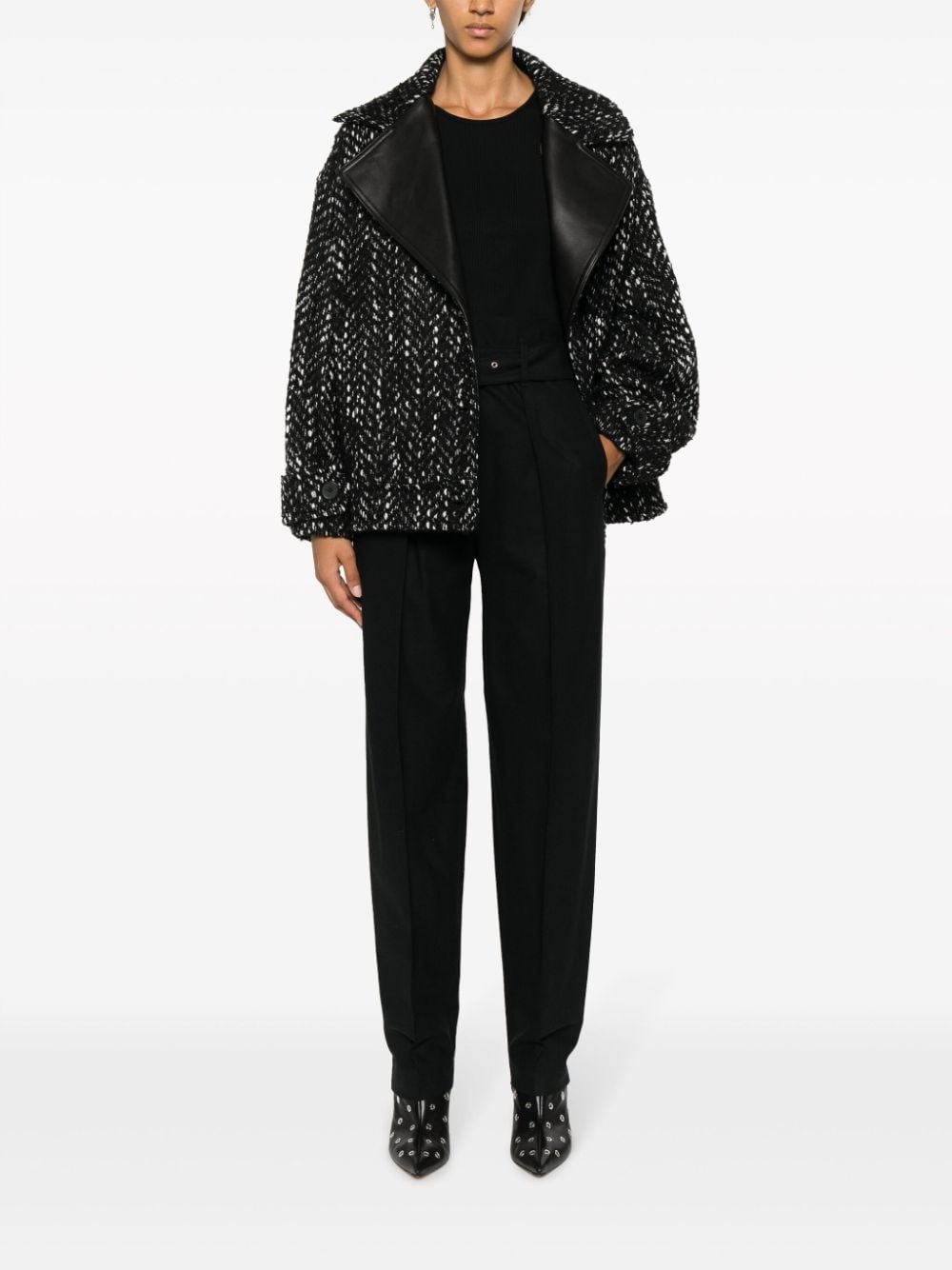 fw23---iro main---benetwm23bla01_2_p.JPEG